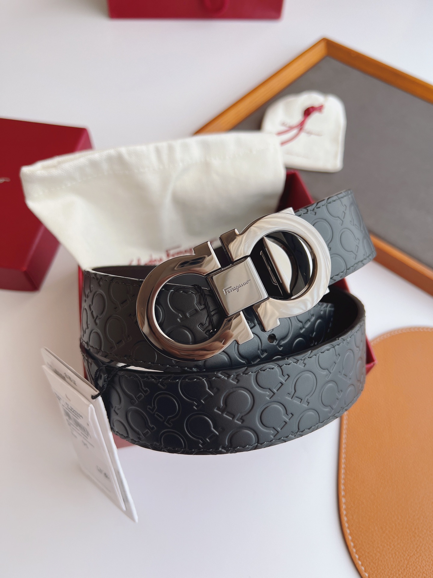 Salvatore Ferragamo Male Leather Belt Top Grain Leather 13514-m