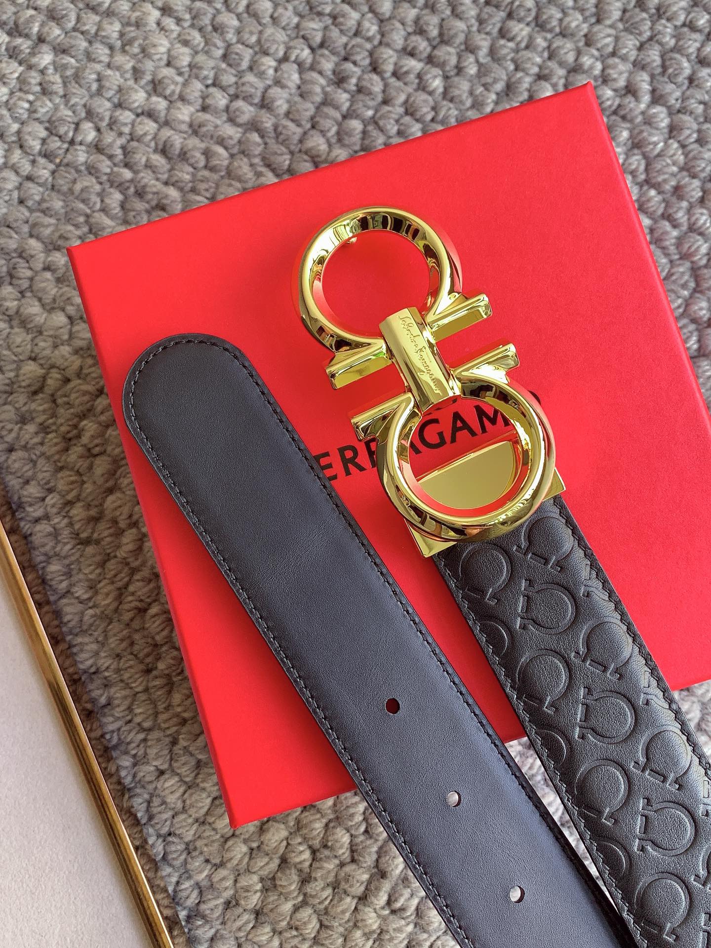 Salvatore Ferragamo Male Leather Belt