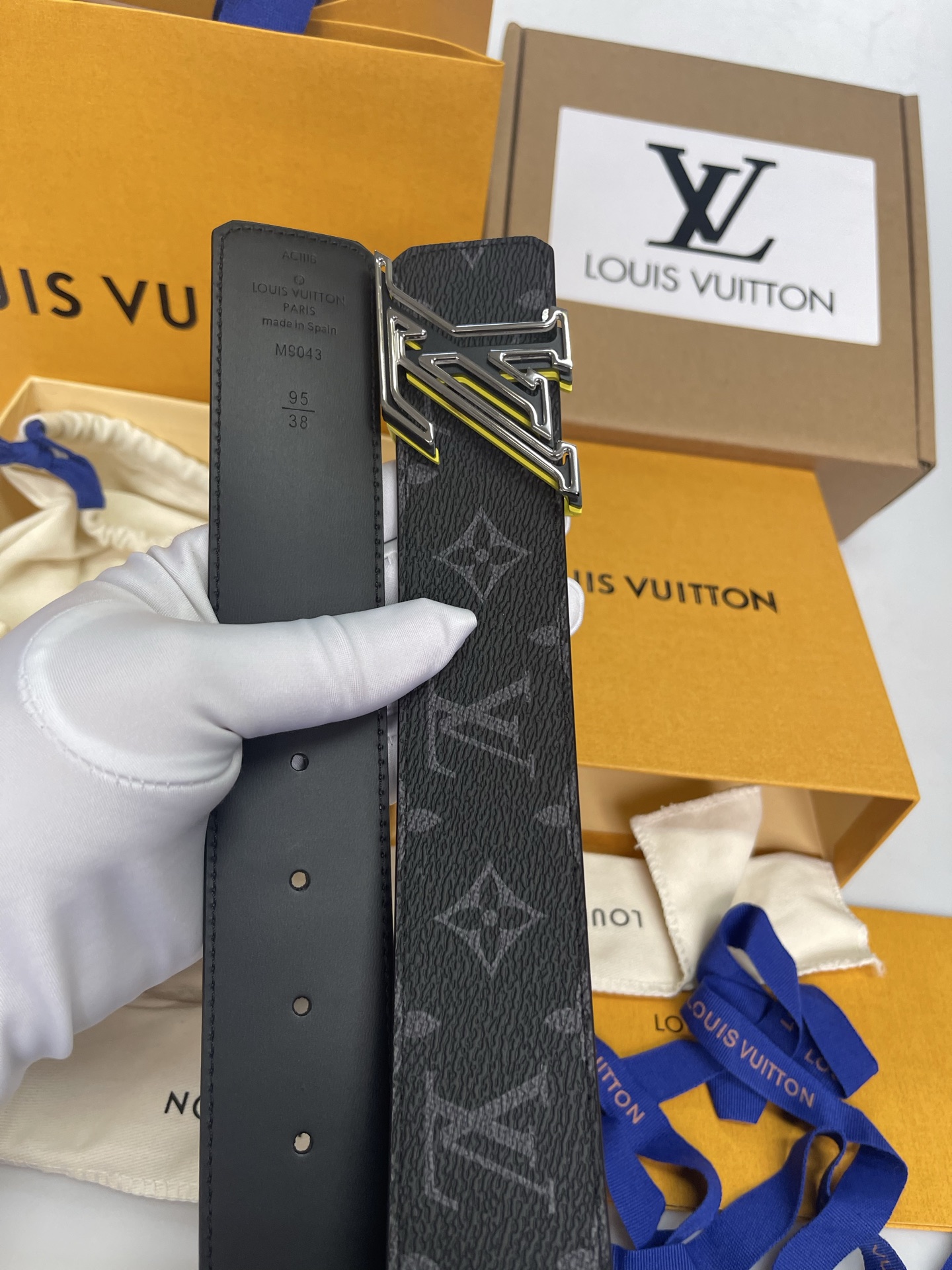 Louis Vuitton Male Basic Belt Cow Leather L