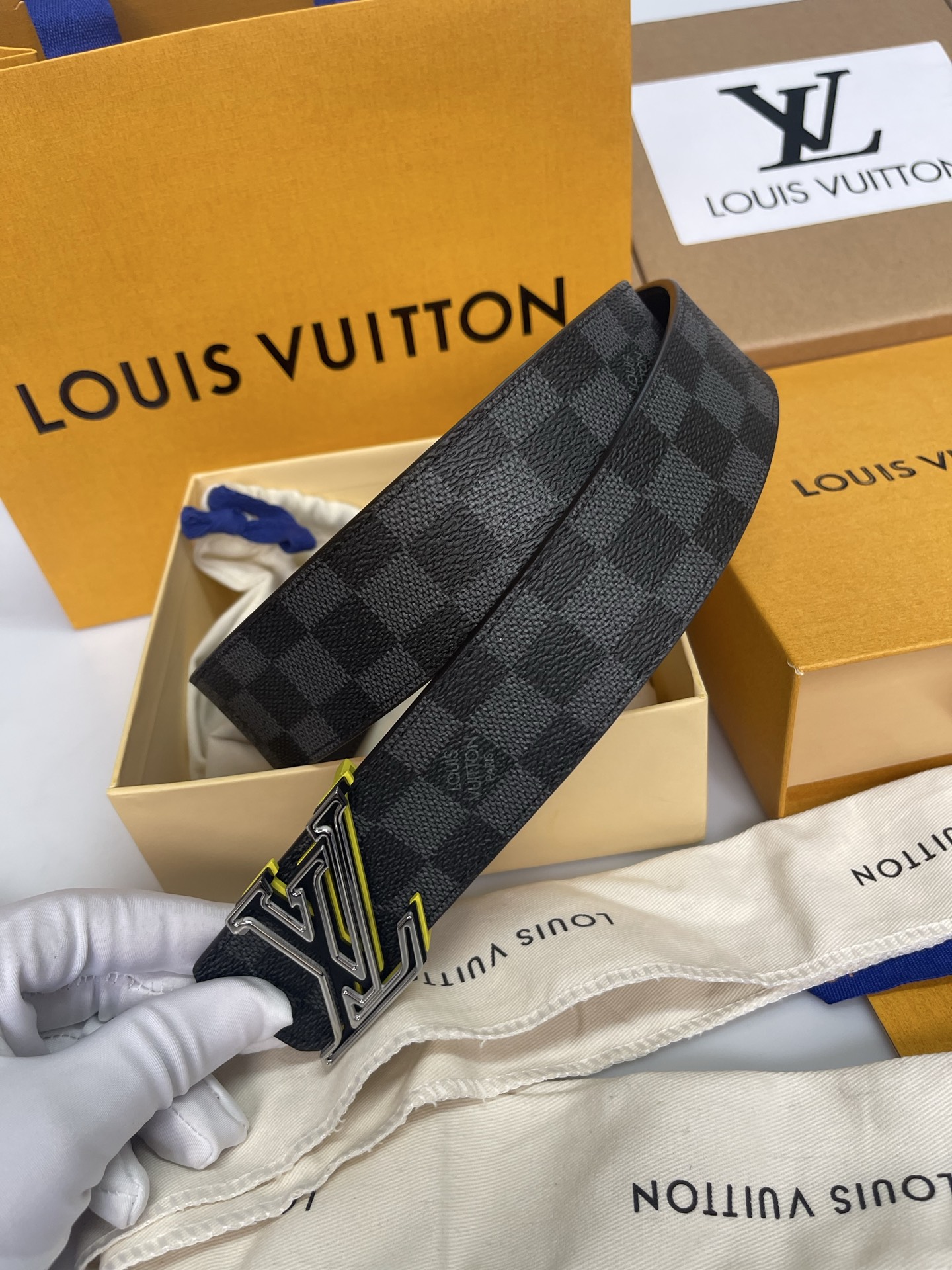 Louis Vuitton Male Basic Belt Cow Leather L
