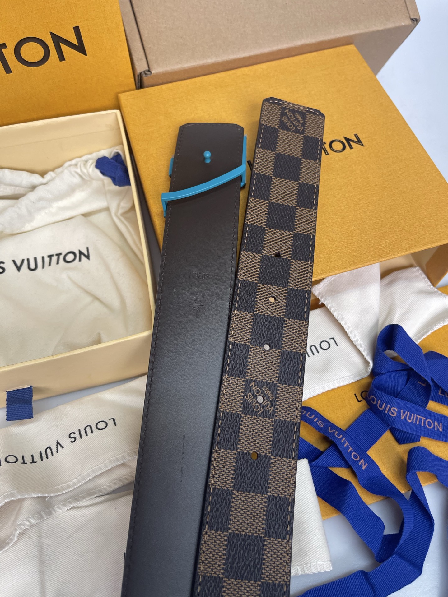 Louis Vuitton Male Basic Belt Cow Leather L