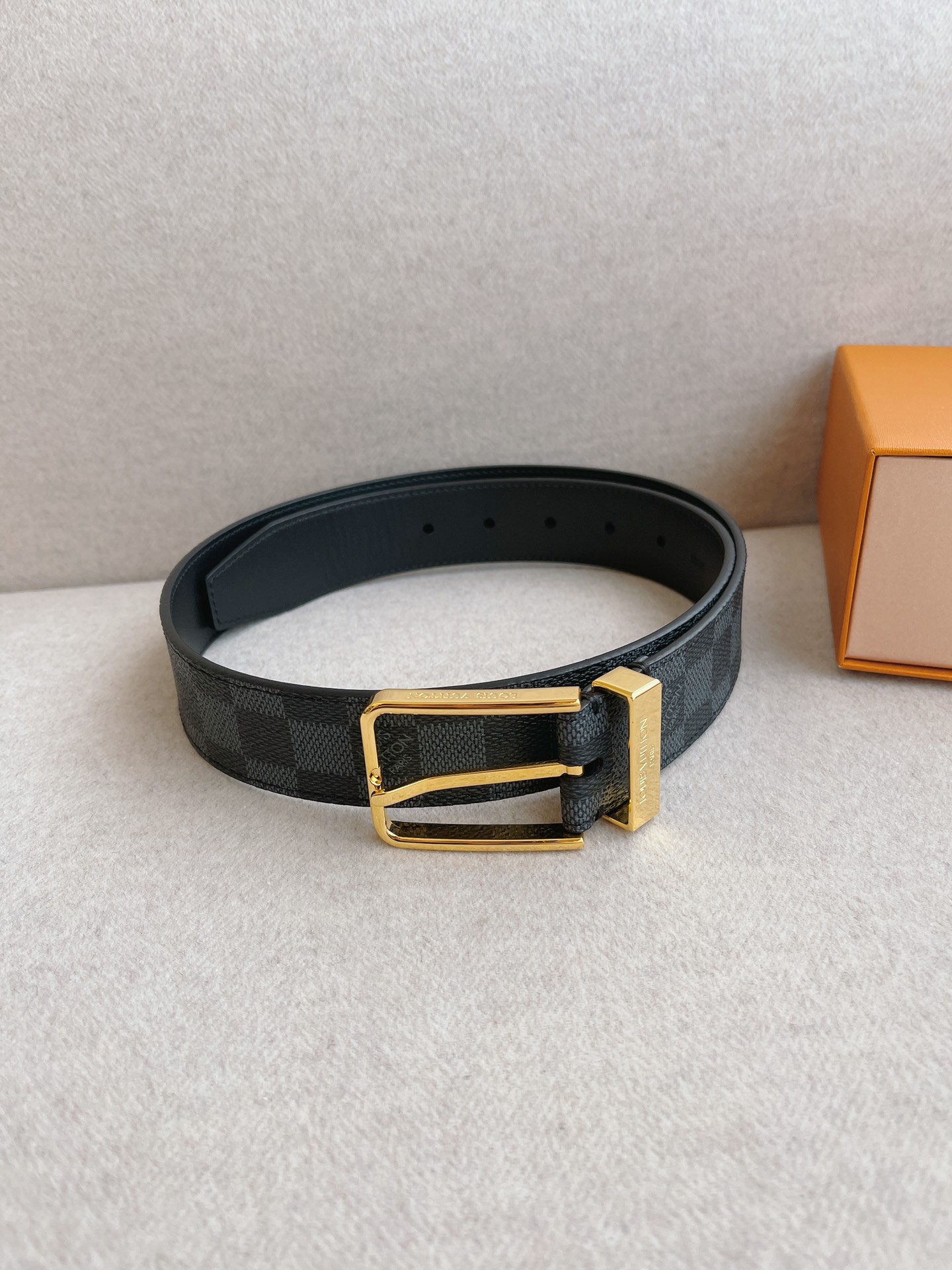 Louis Vuitton Leather Belt Cow Leather 35mm-m-l