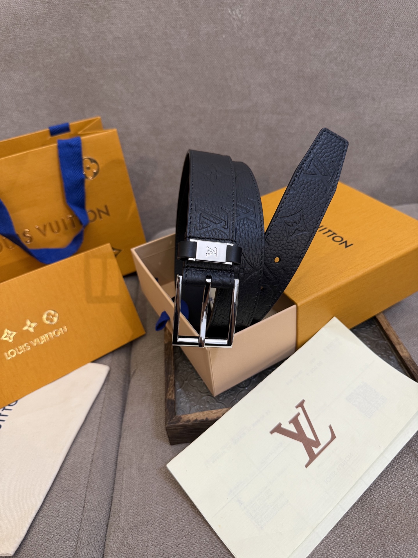 Louis Vuitton Leather Belt Top Grain Leather 13514-m-l