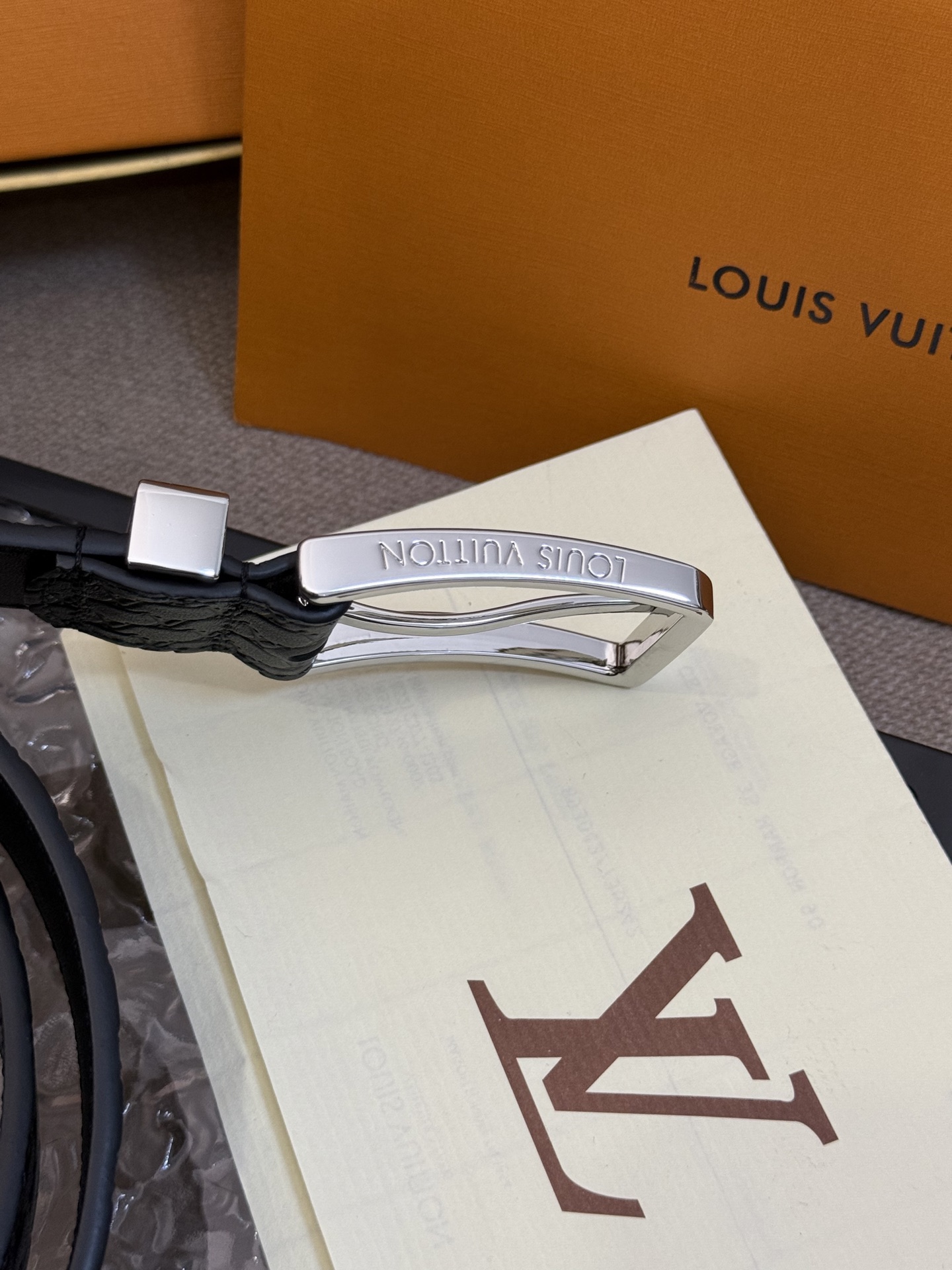 Louis Vuitton Basic Belt M-l