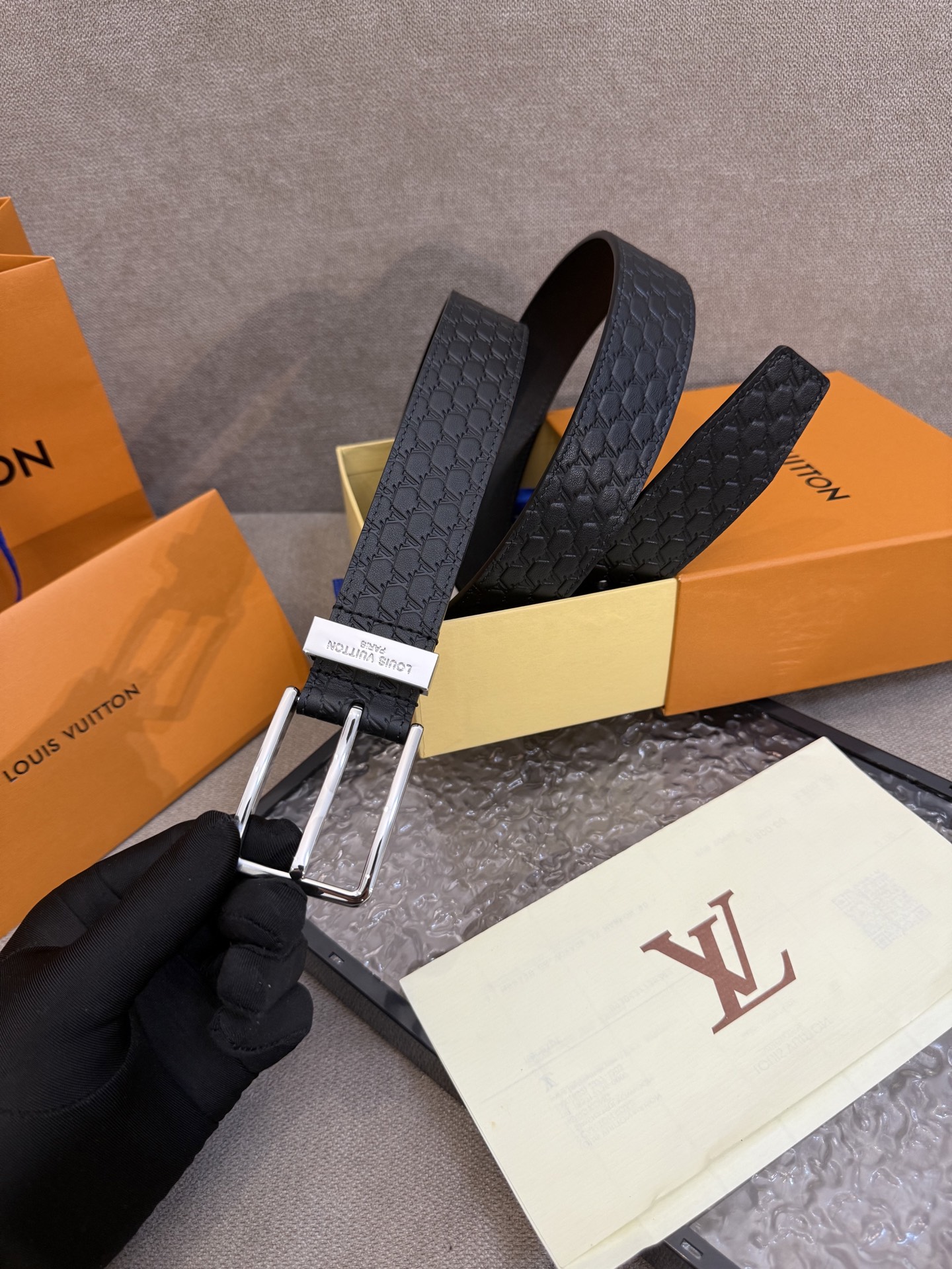 Louis Vuitton Basic Belt M-l