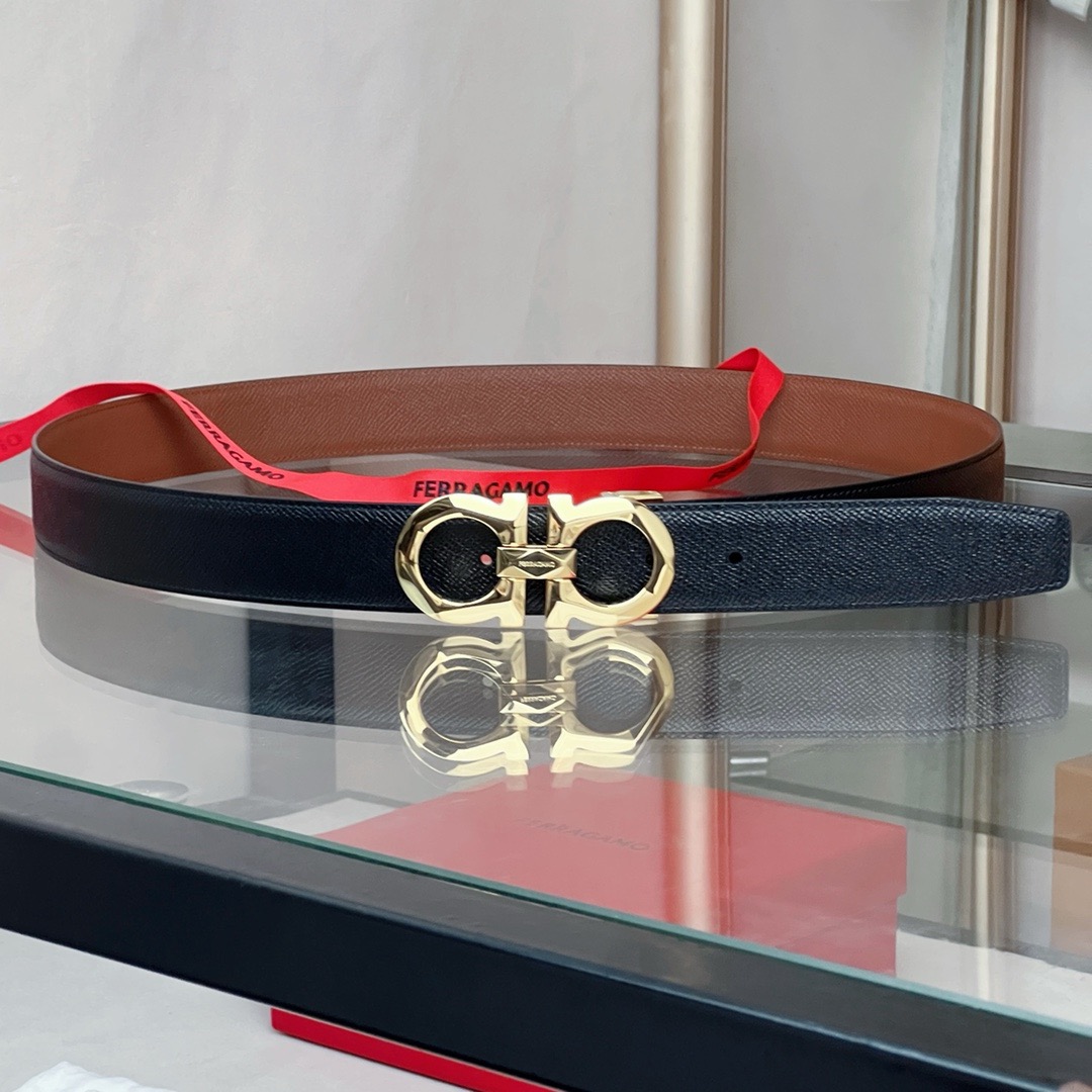 Salvatore Ferragamo Leather Belt M