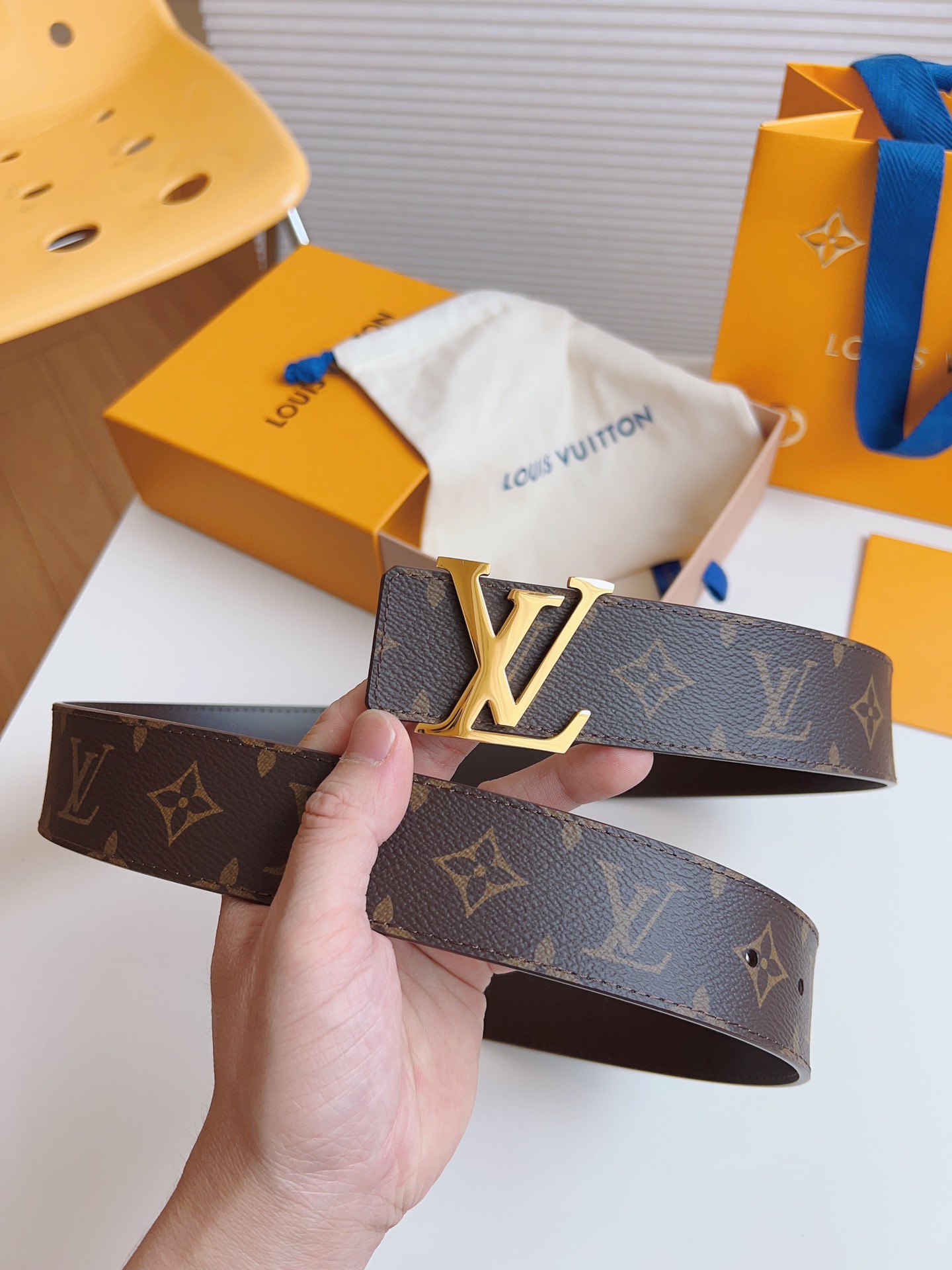Louis Vuitton Basic Belt 40mm-l