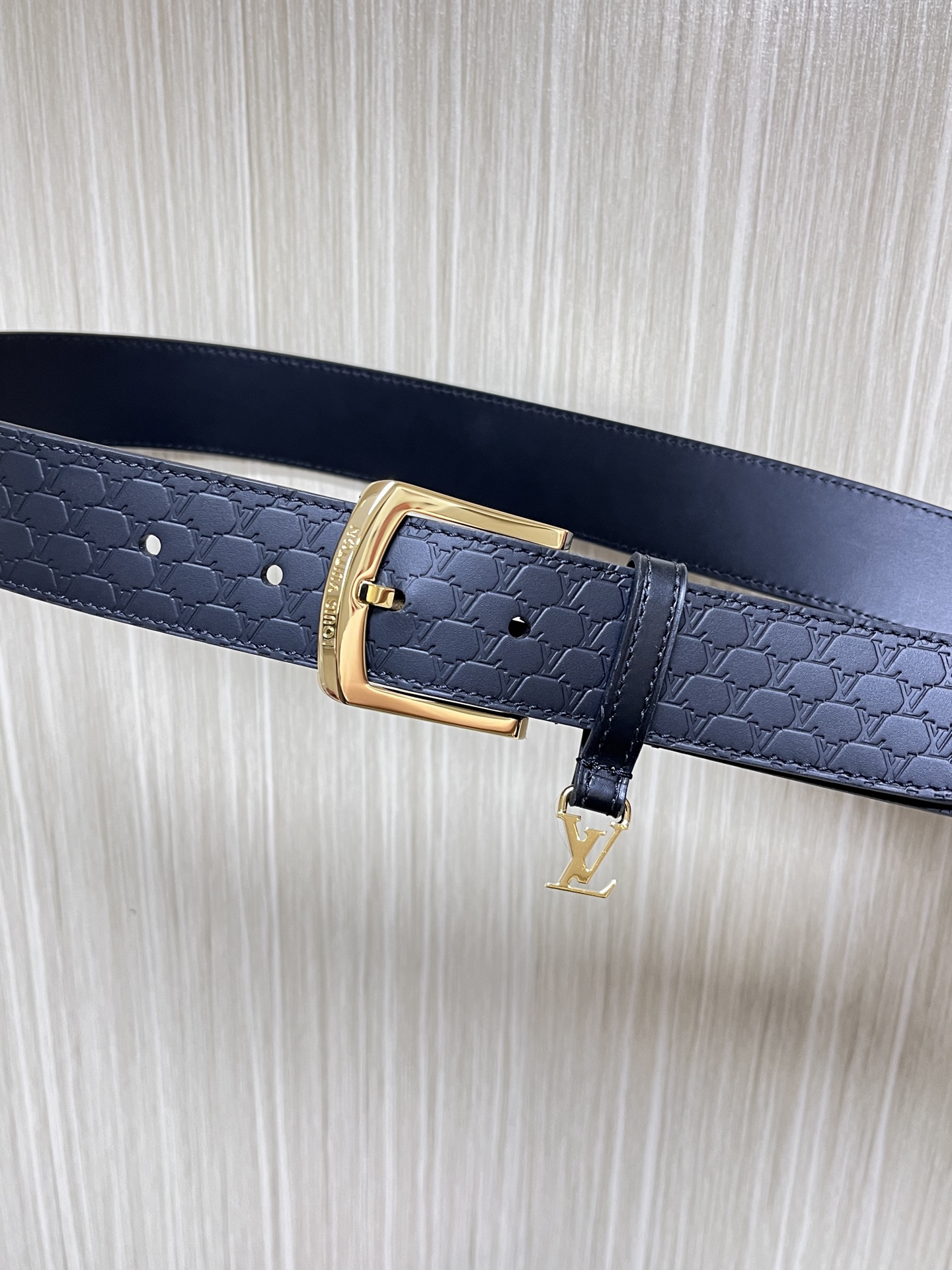Louis Vuitton Basic Belt M