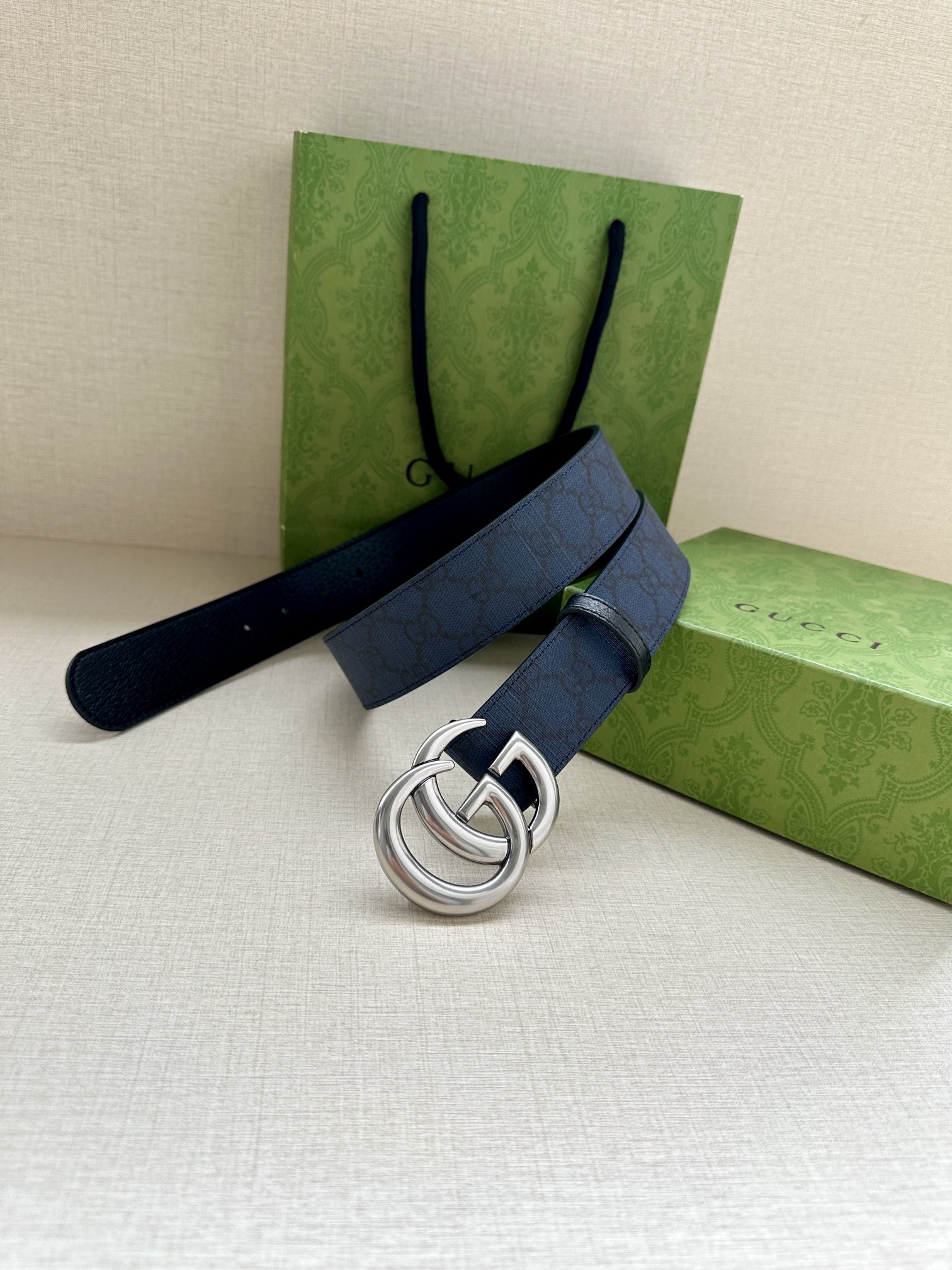 Gucci Basic Belt Gold M