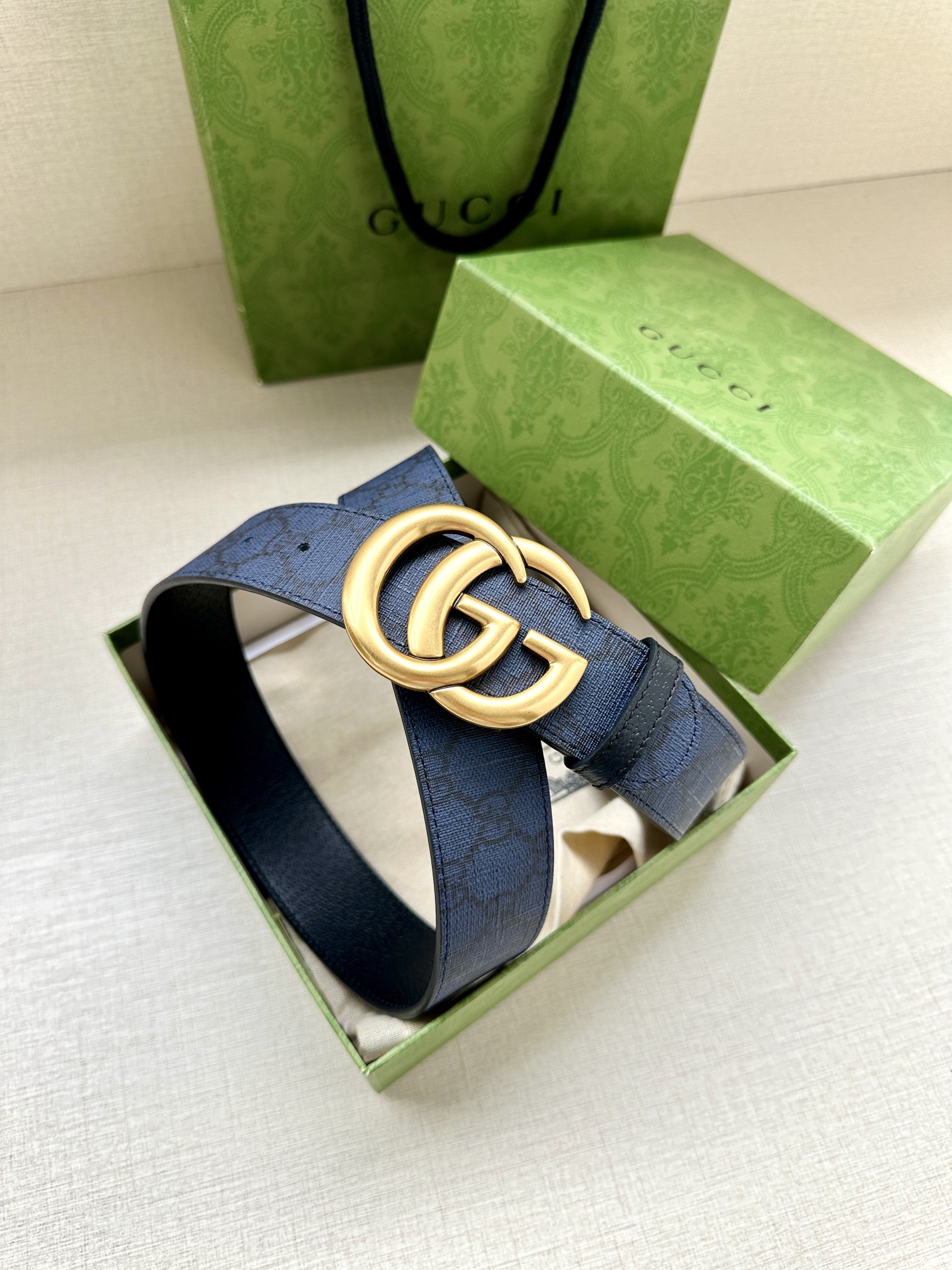 Gucci Basic Belt Gold M
