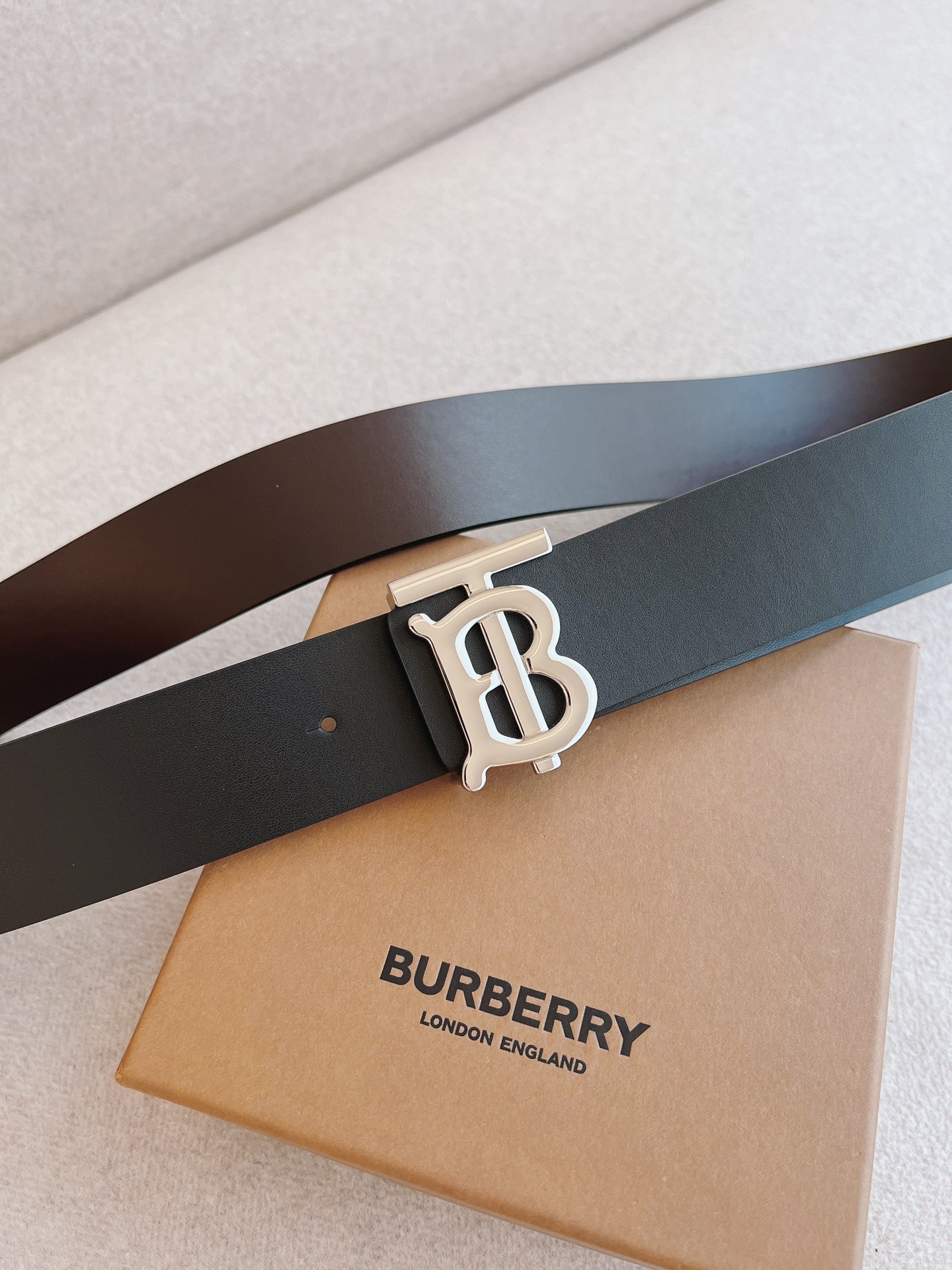 Burberry Male Basic Belt Cow Leather M