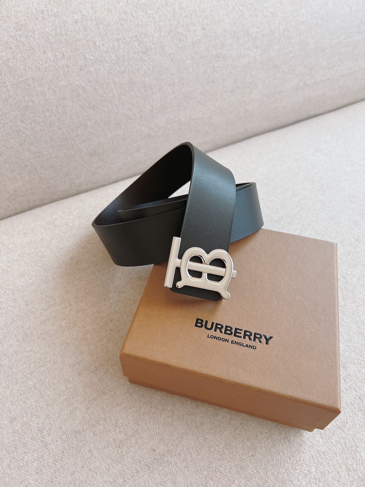 Burberry Male Basic Belt Cow Leather M