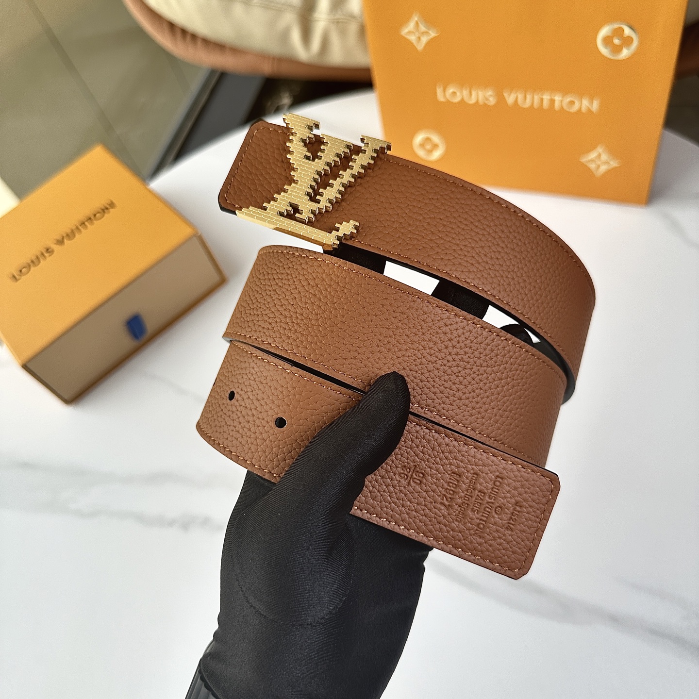 Louis Vuitton Male Basic Belt Cow Leather S-l