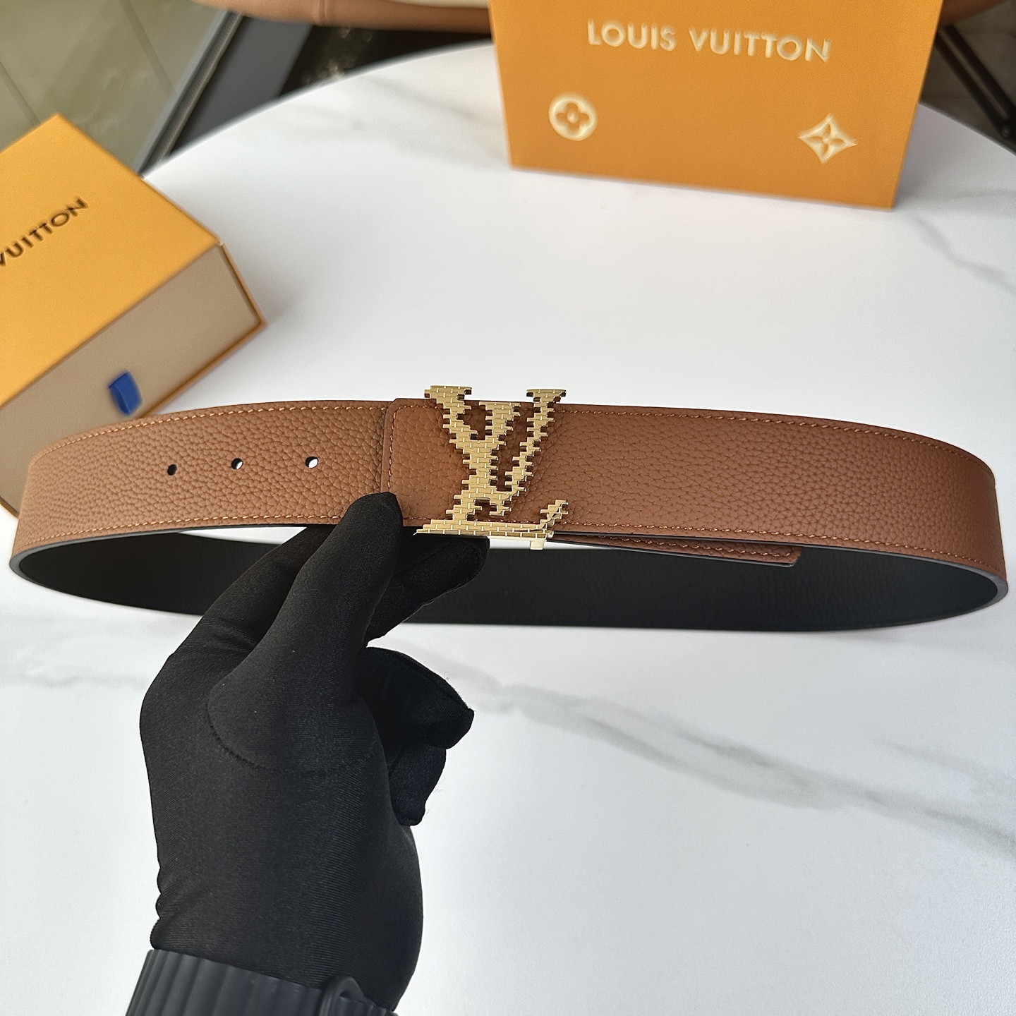 Louis Vuitton Male Basic Belt Cow Leather S-l