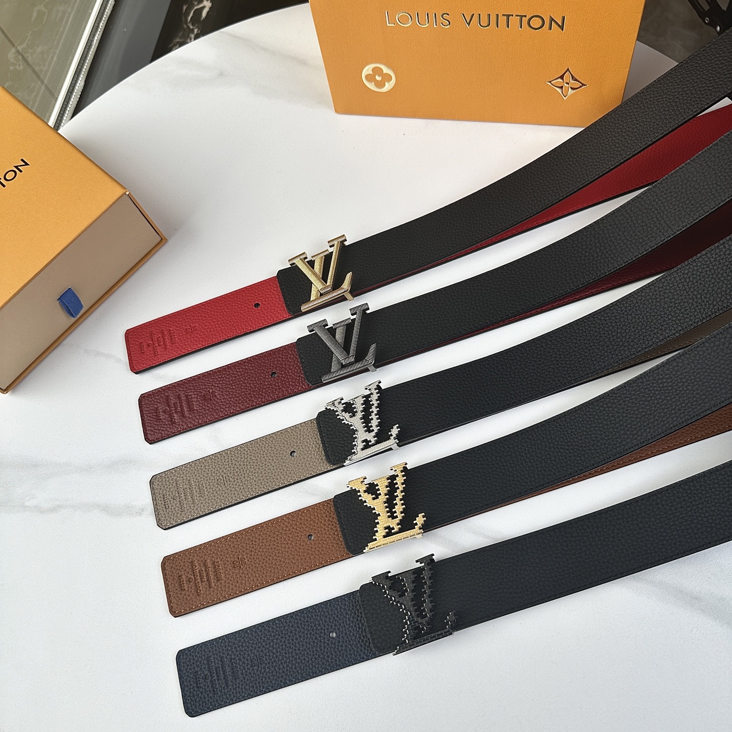 Louis Vuitton Male Basic Belt Cow Leather S-l