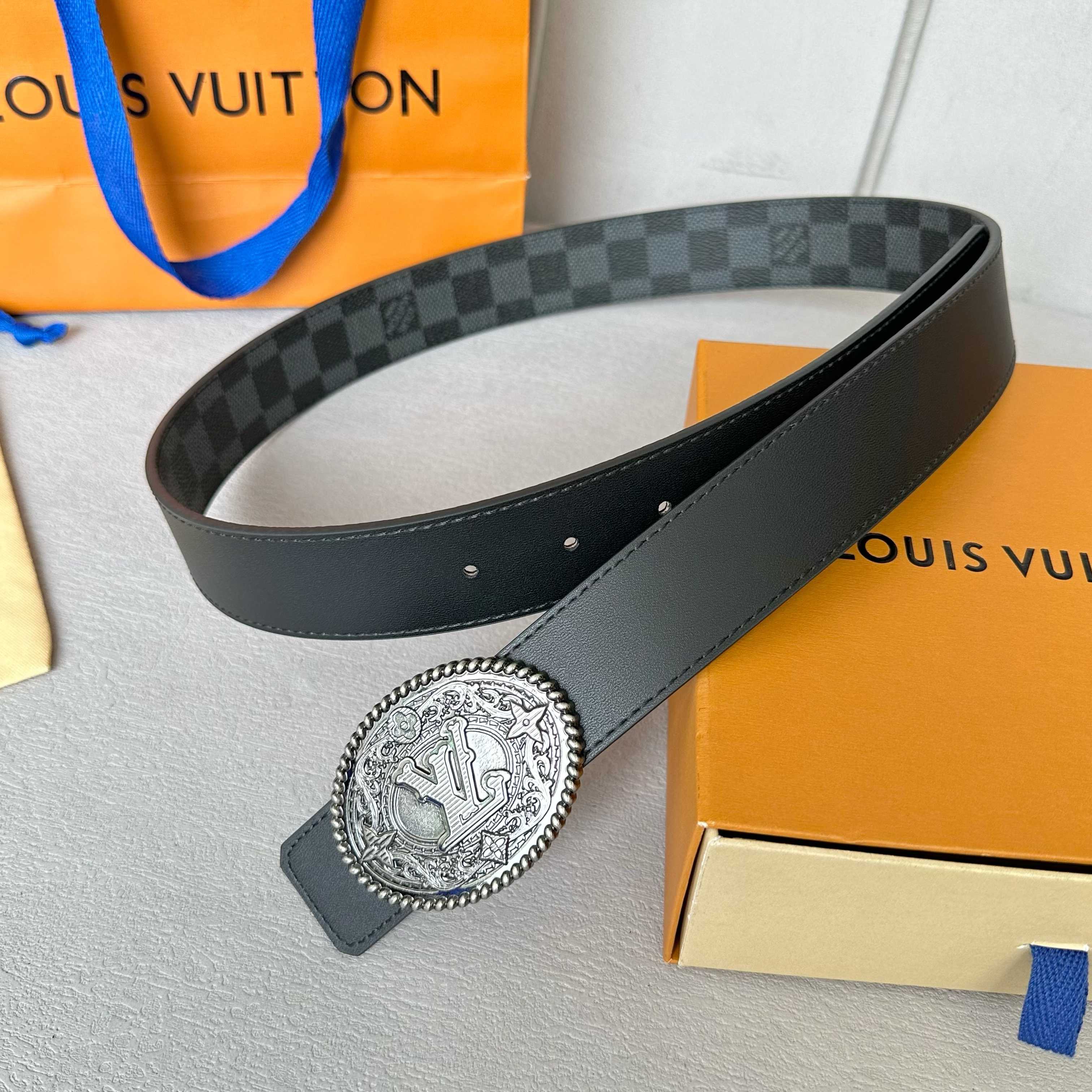 Louis Vuitton Male Basic Belt Cow Leather S-l