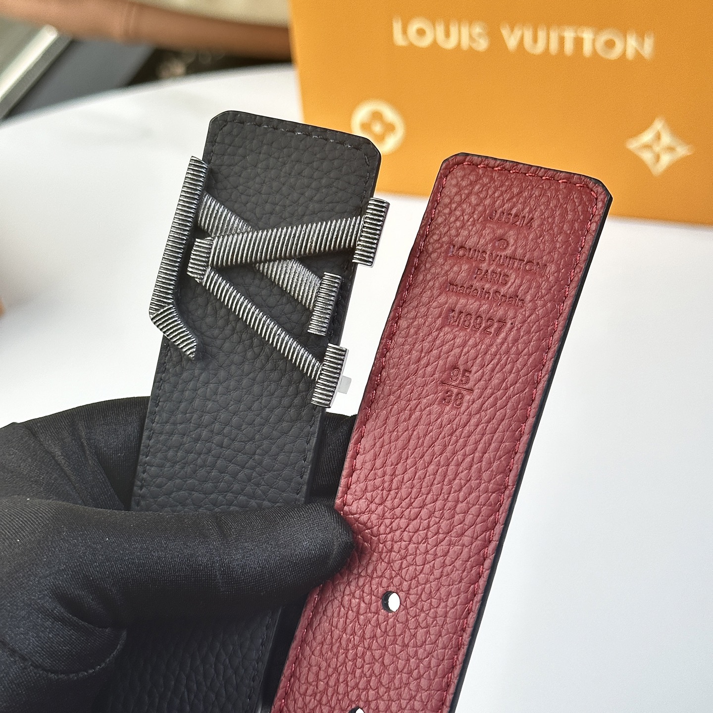 Louis Vuitton Male Basic Belt Cow Leather S-l