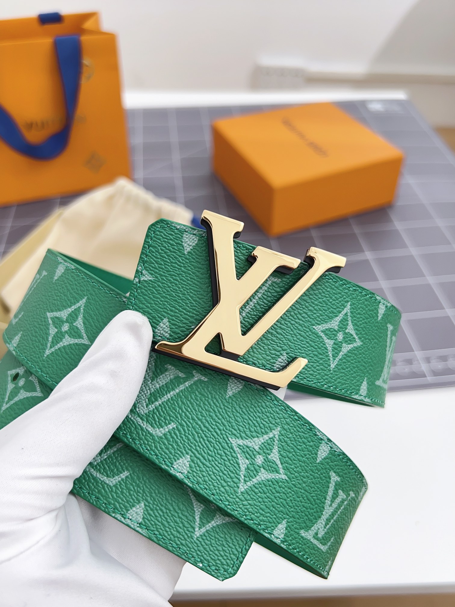 Louis Vuitton Basic Belt Cow Leather 40mm