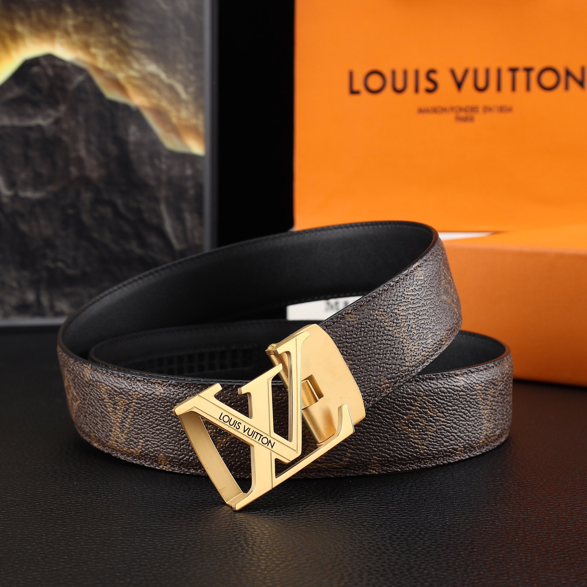 Louis Vuitton Male Basic Belt 35mm