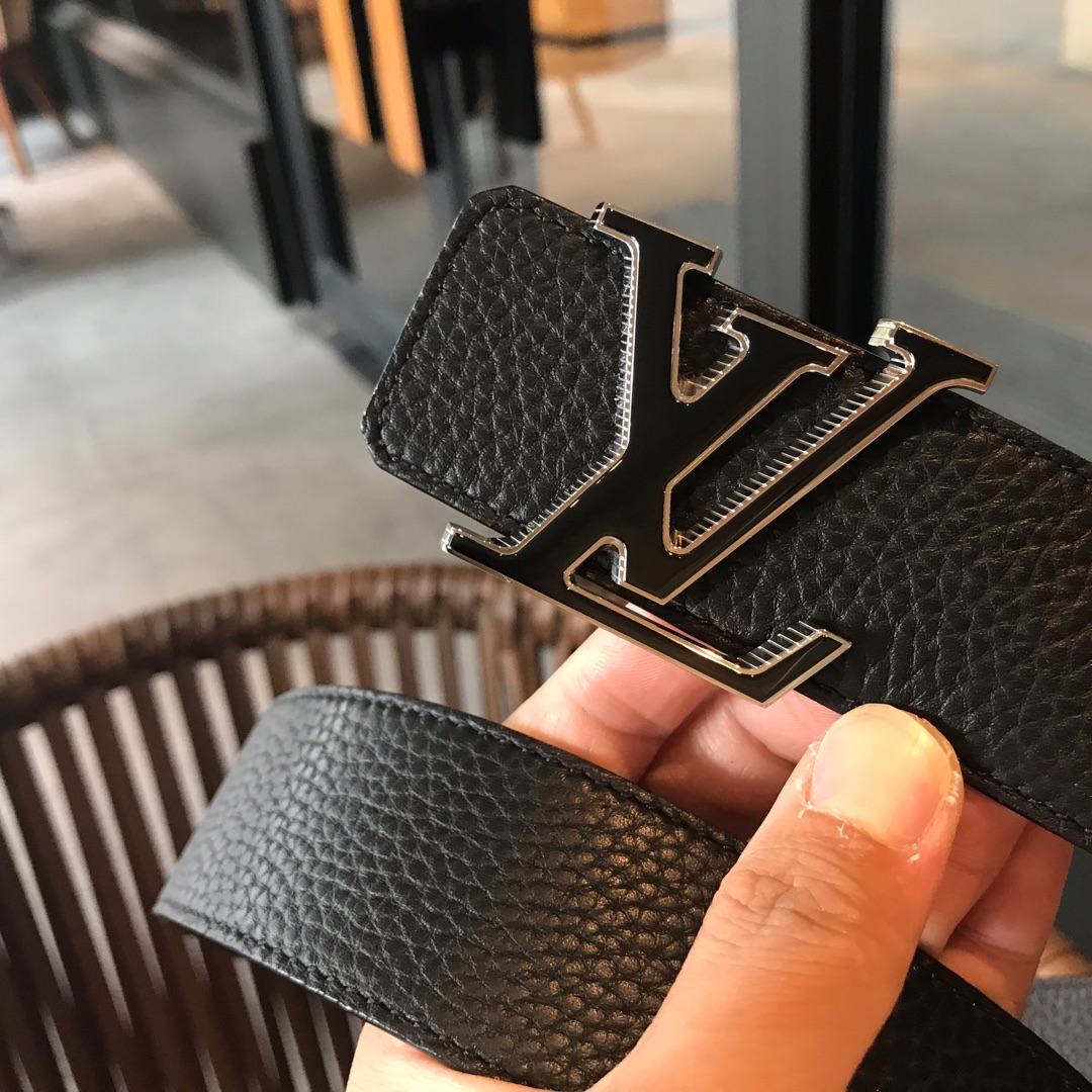 Louis Vuitton Male Leather Belt Cow Leather L