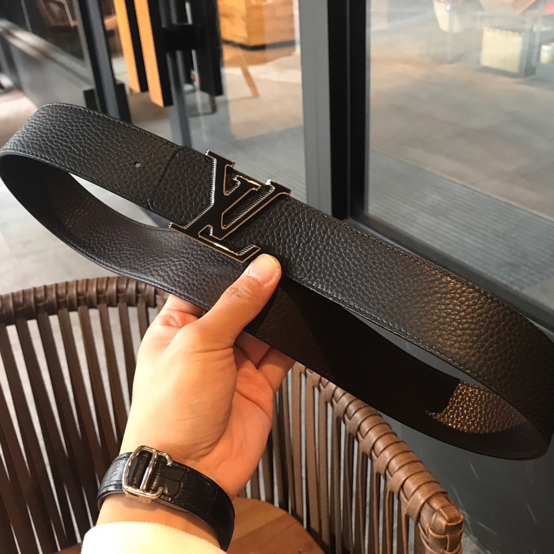 Louis Vuitton Male Leather Belt Cow Leather L