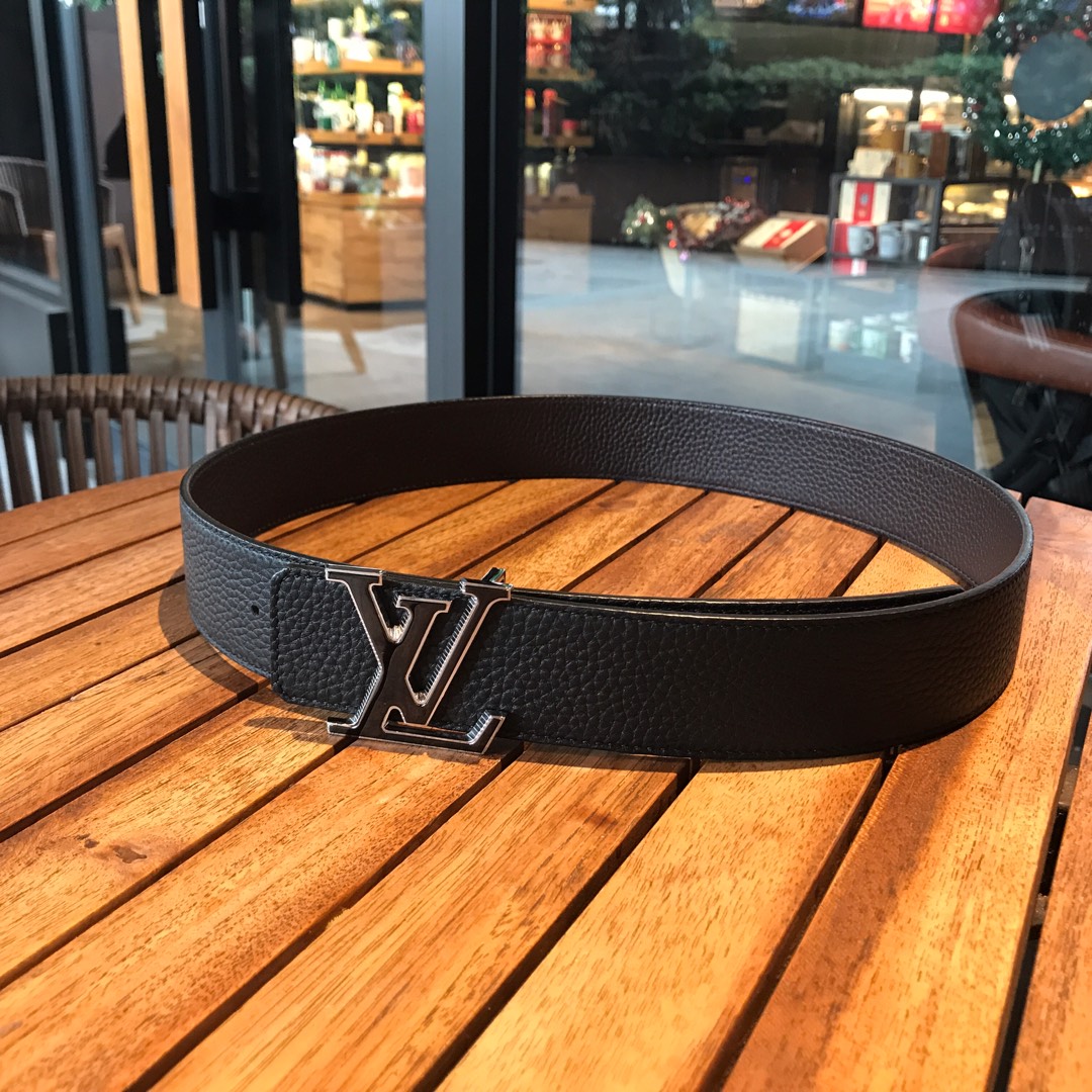 Louis Vuitton Male Leather Belt Cow Leather L