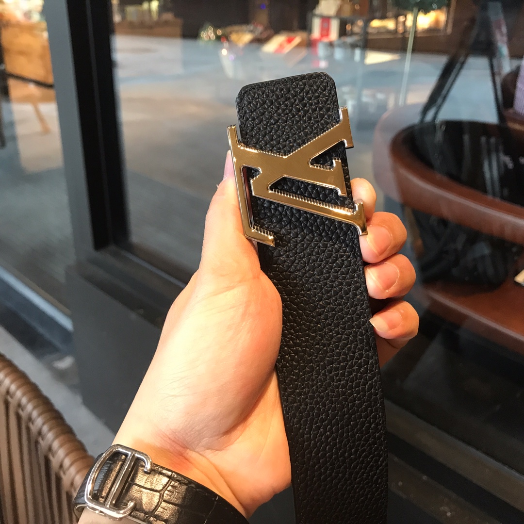 Louis Vuitton Male Leather Belt Cow Leather L