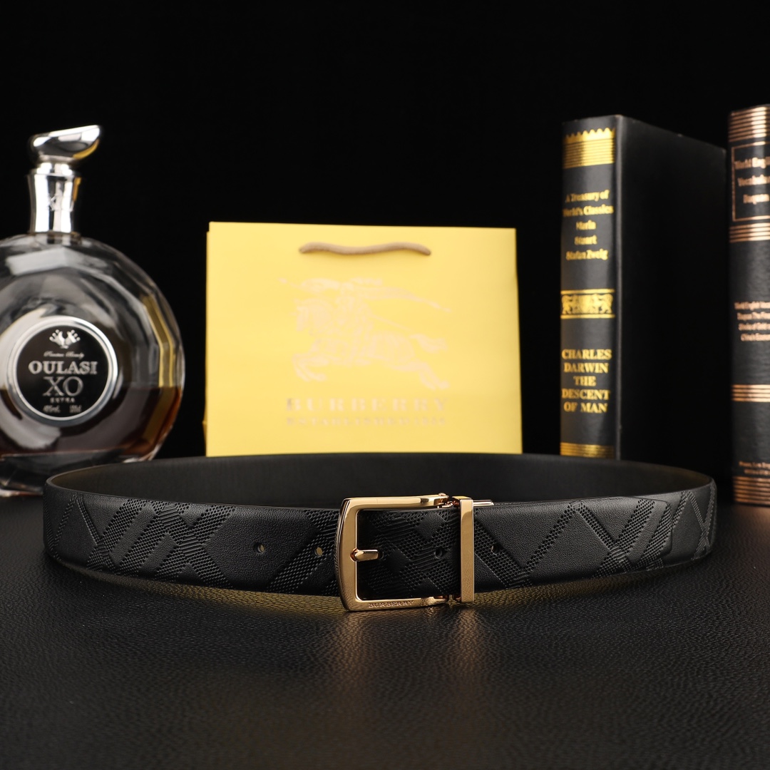 Burberry Basic Belt Cow Leather