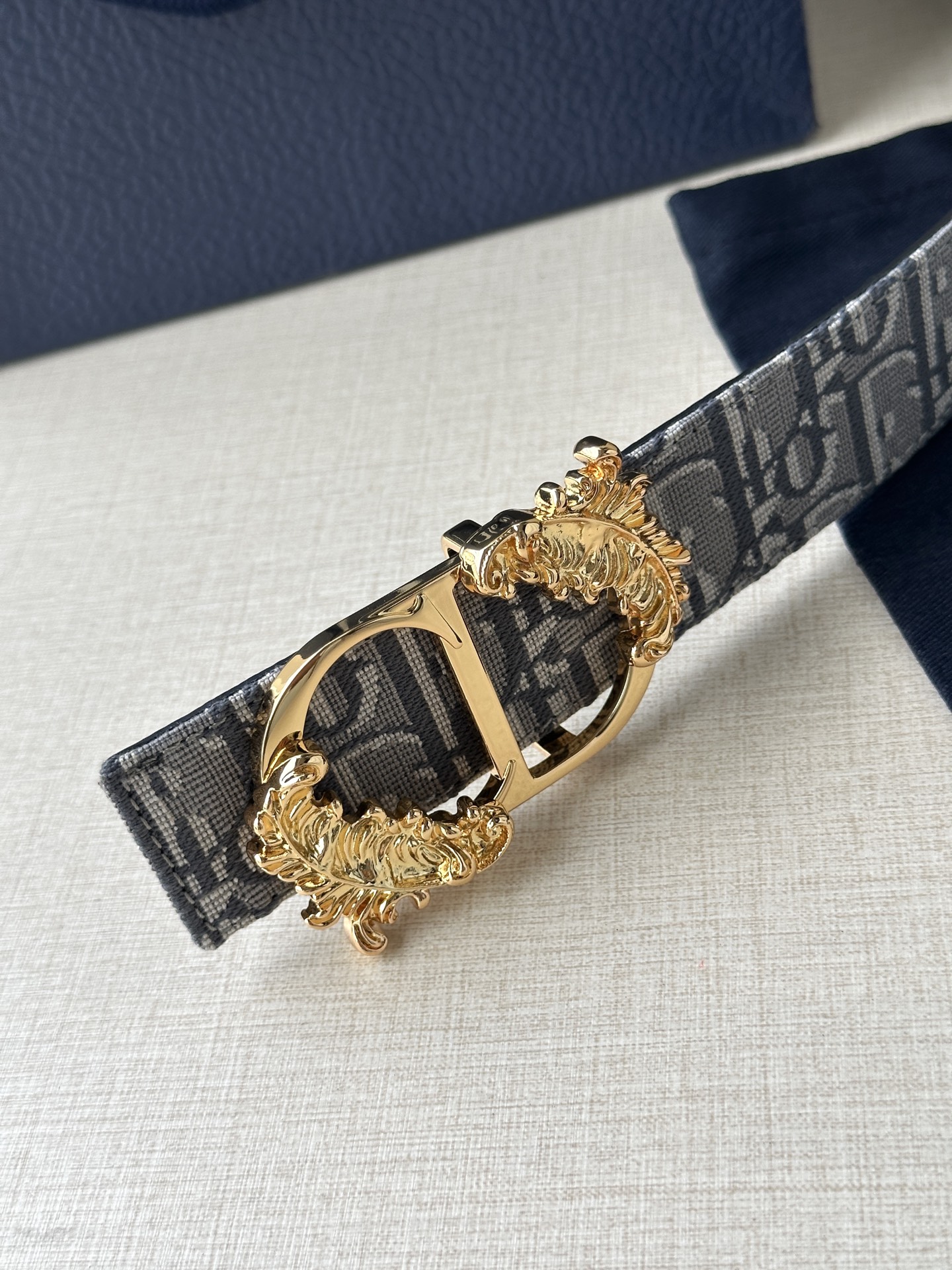 Dior Male Basic Belt Gold M-l