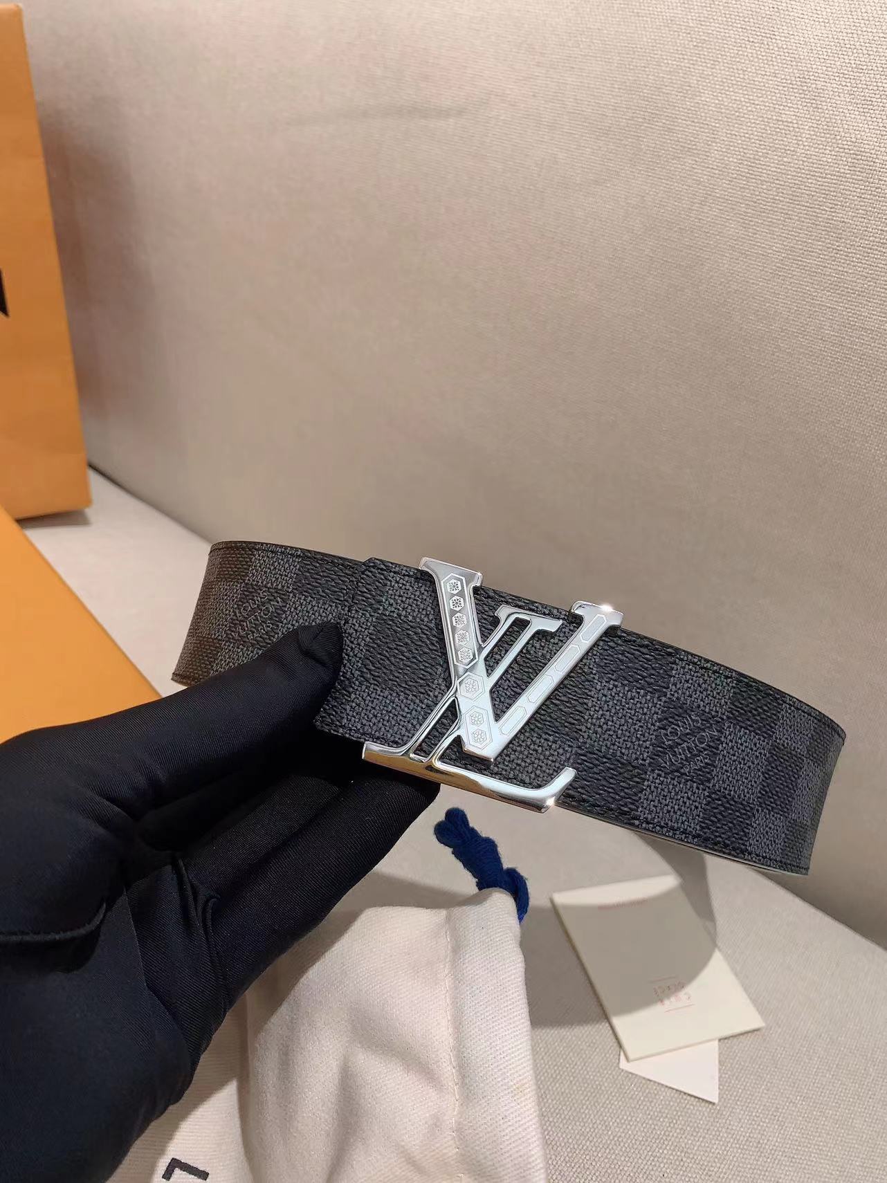 Louis Vuitton Basic Belt