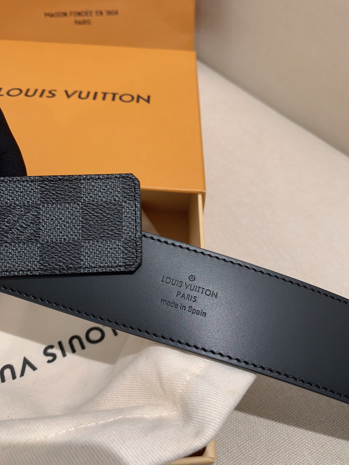 Louis Vuitton Basic Belt