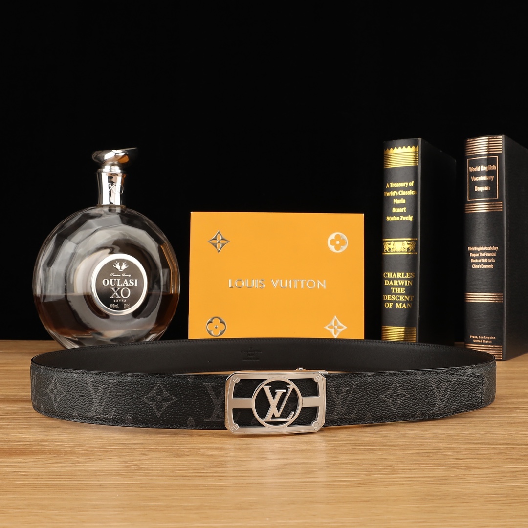 Louis Vuitton Basic Belt