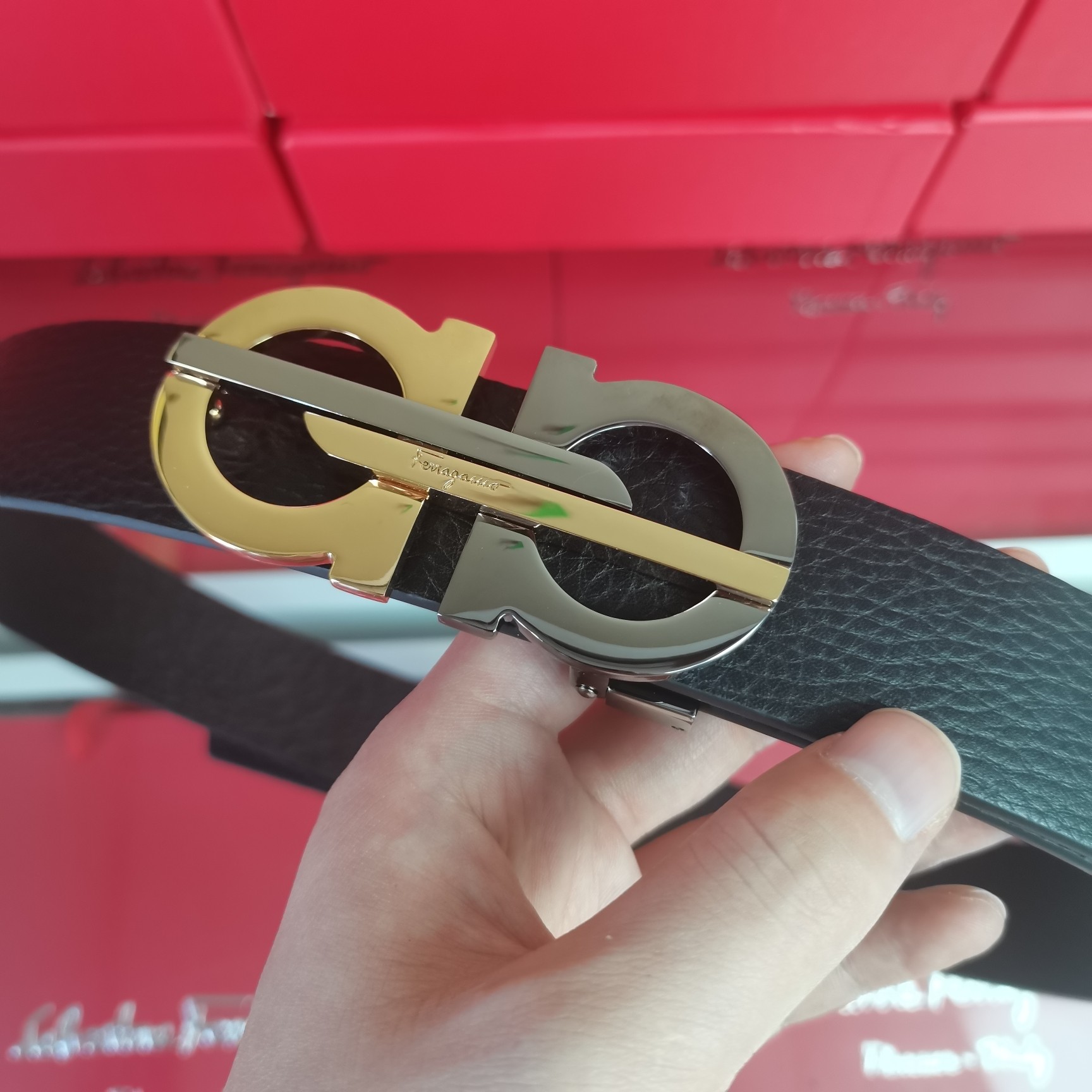 Salvatore Ferragamo Male Leather Belt Adjustable 35mm-m