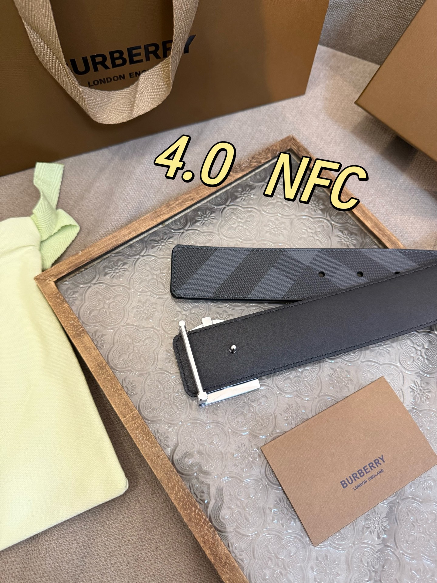 Burberry Basic Belt Cow Leather M