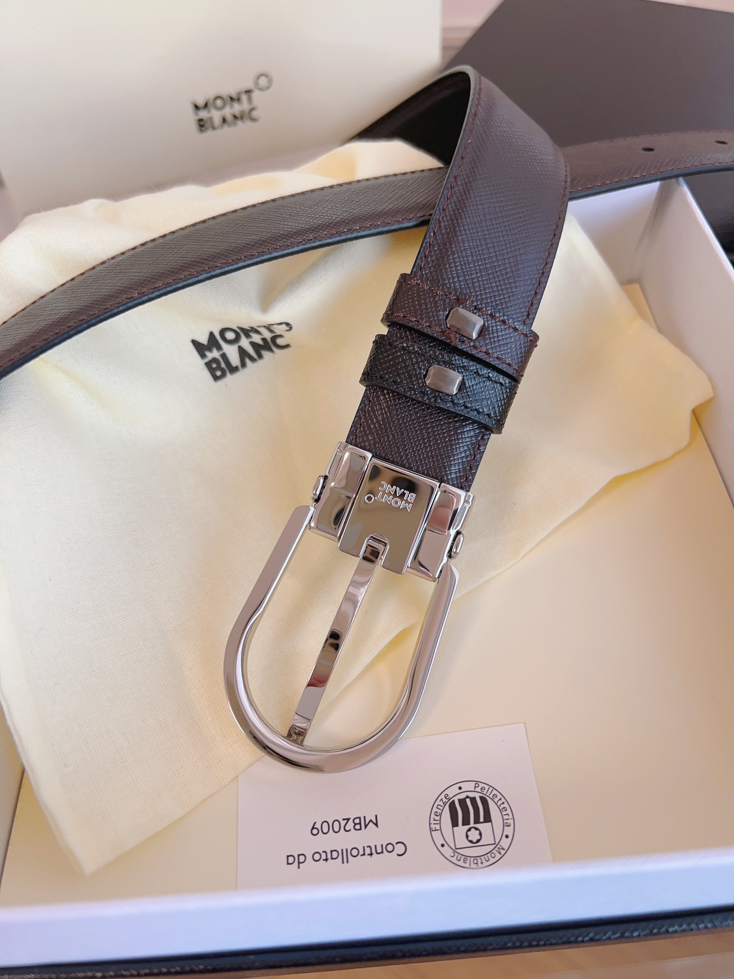 Montblanc Male Pin Buckle Belt Cow Leather 125cm-m