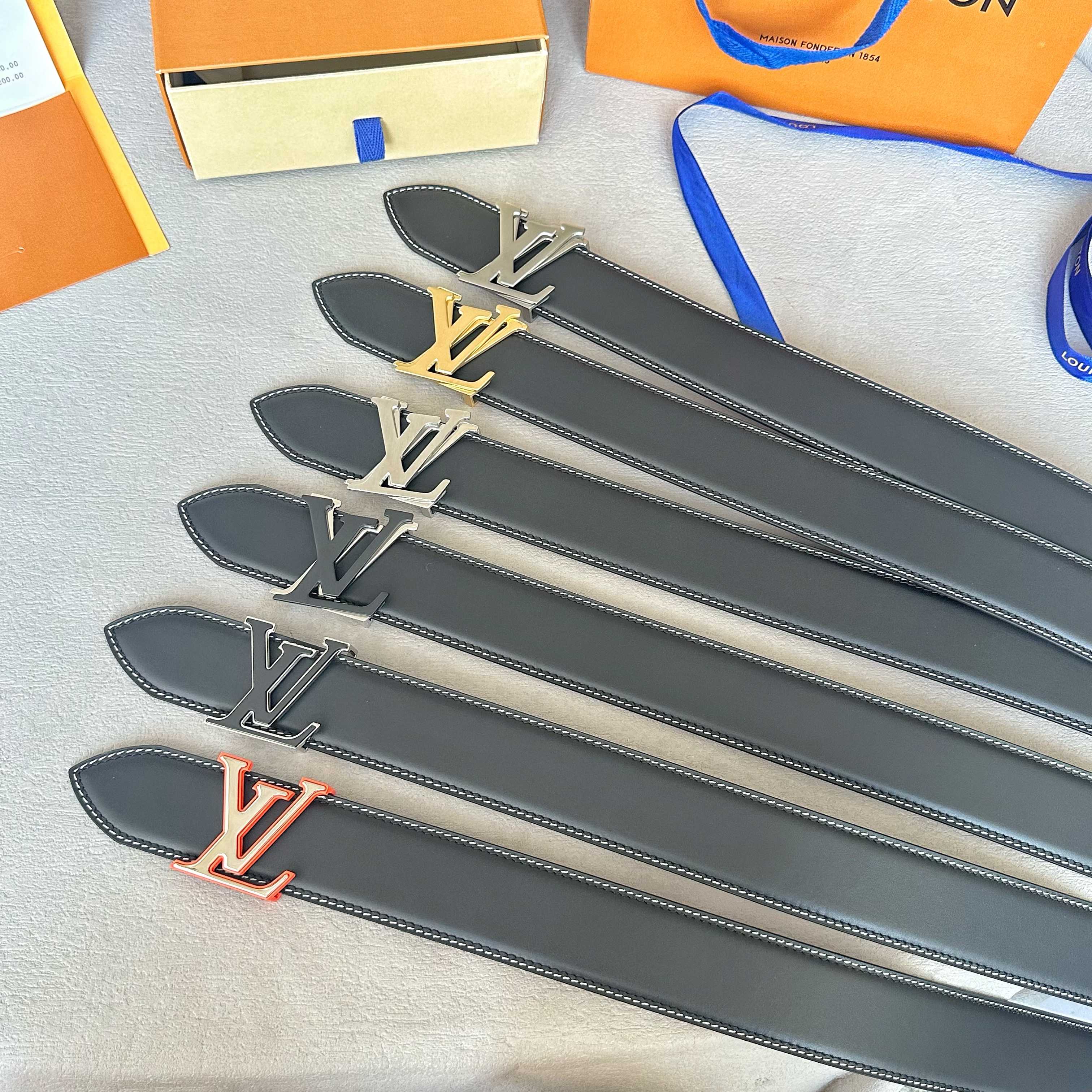 Louis Vuitton Male Basic Belt Cow Leather S-l