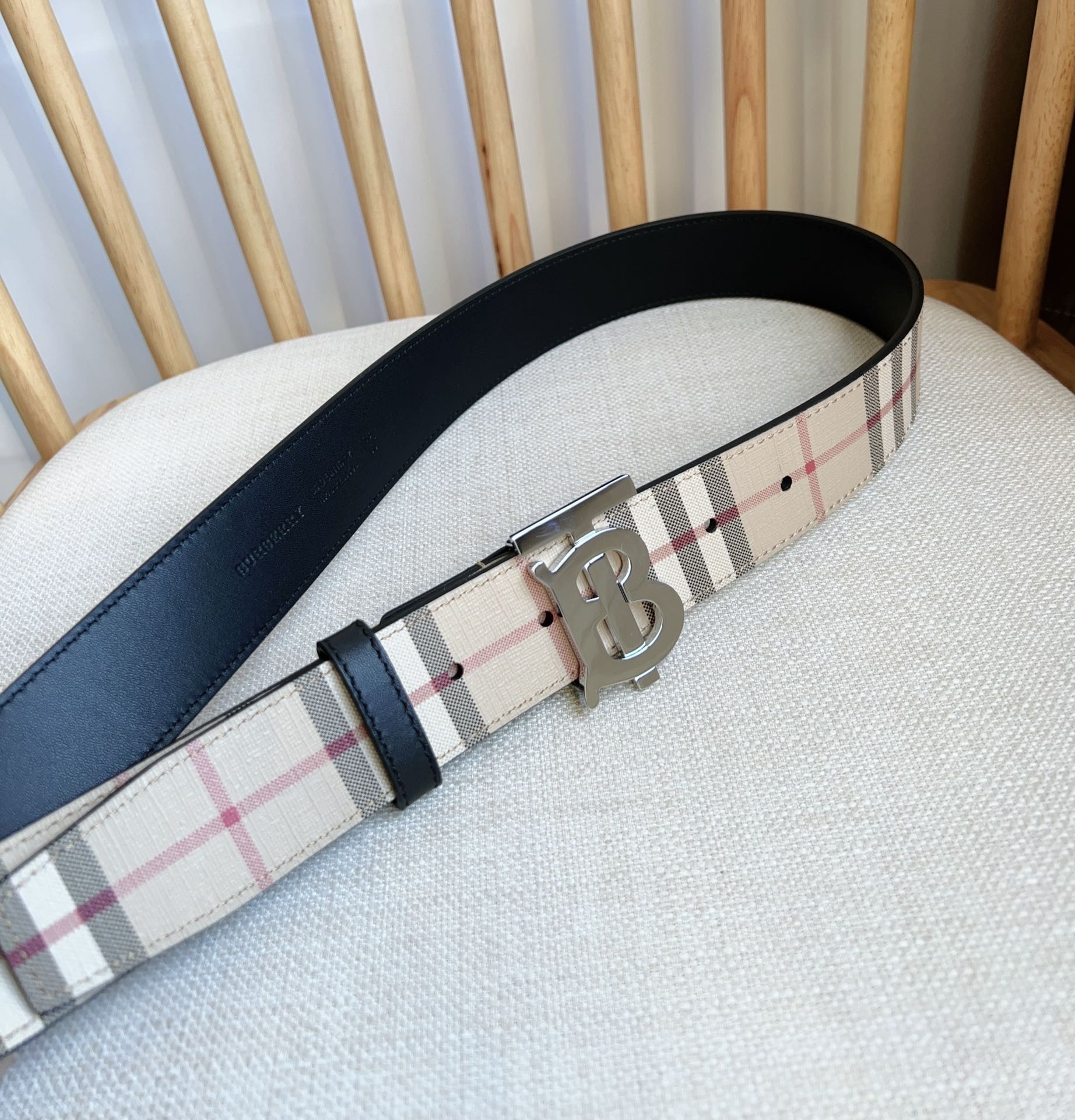 Burberry Basic Belt M-l