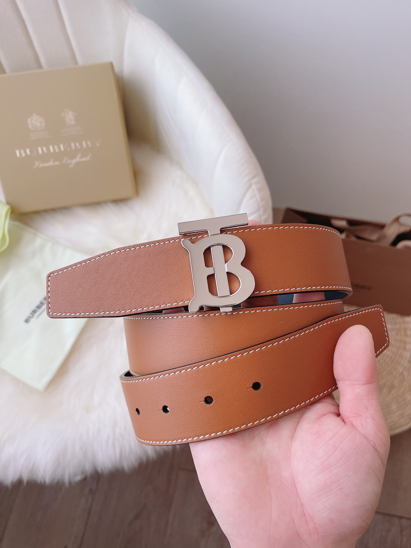 Burberry Leather Belt 40mm