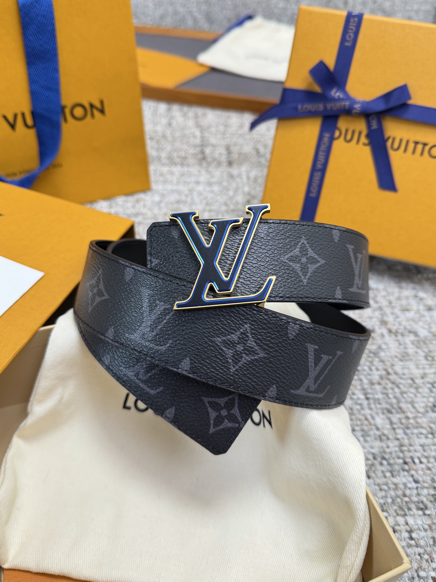 Louis Vuitton Basic Belt S-l