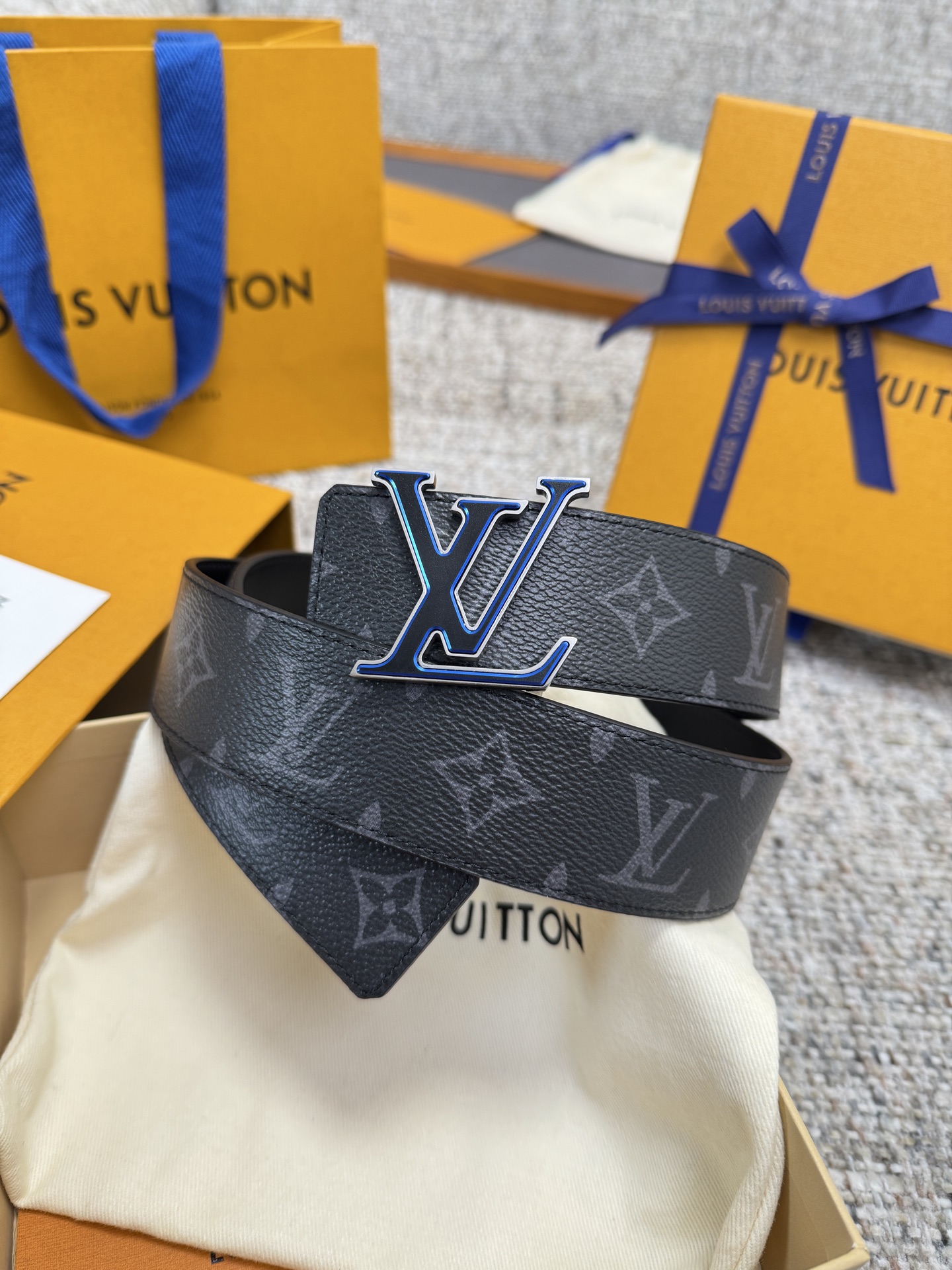 Louis Vuitton Basic Belt S-l