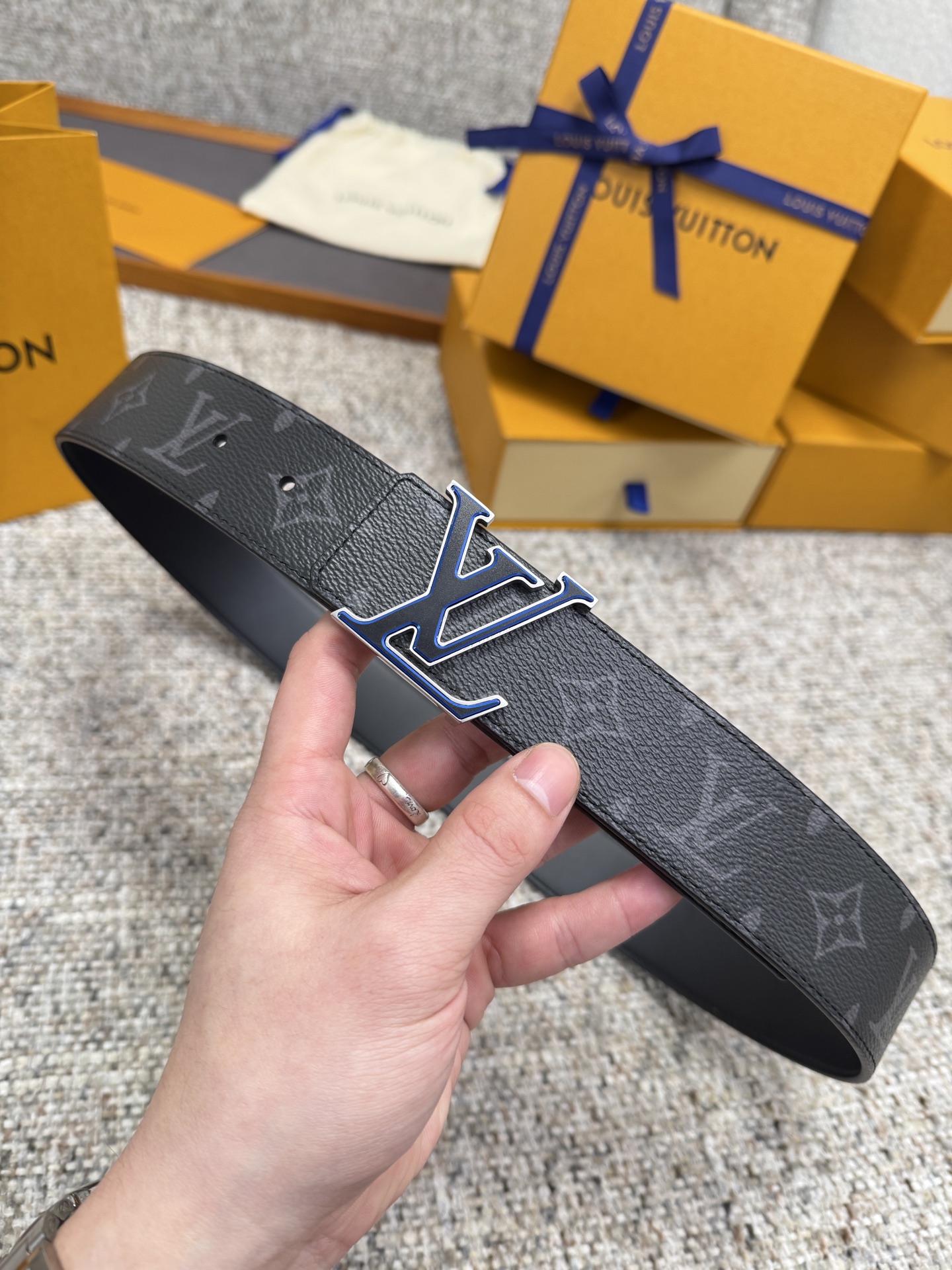 Louis Vuitton Basic Belt S-l