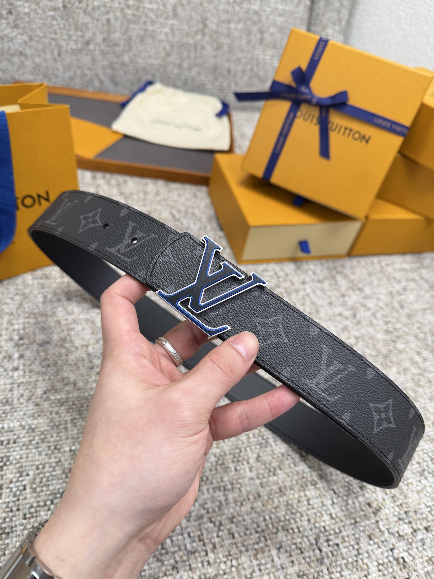 Louis Vuitton Basic Belt S-l