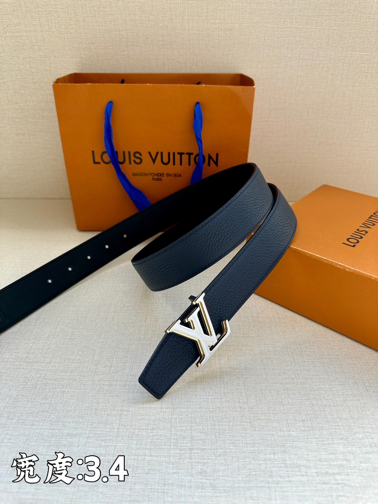 Louis Vuitton Male Basic Belt L