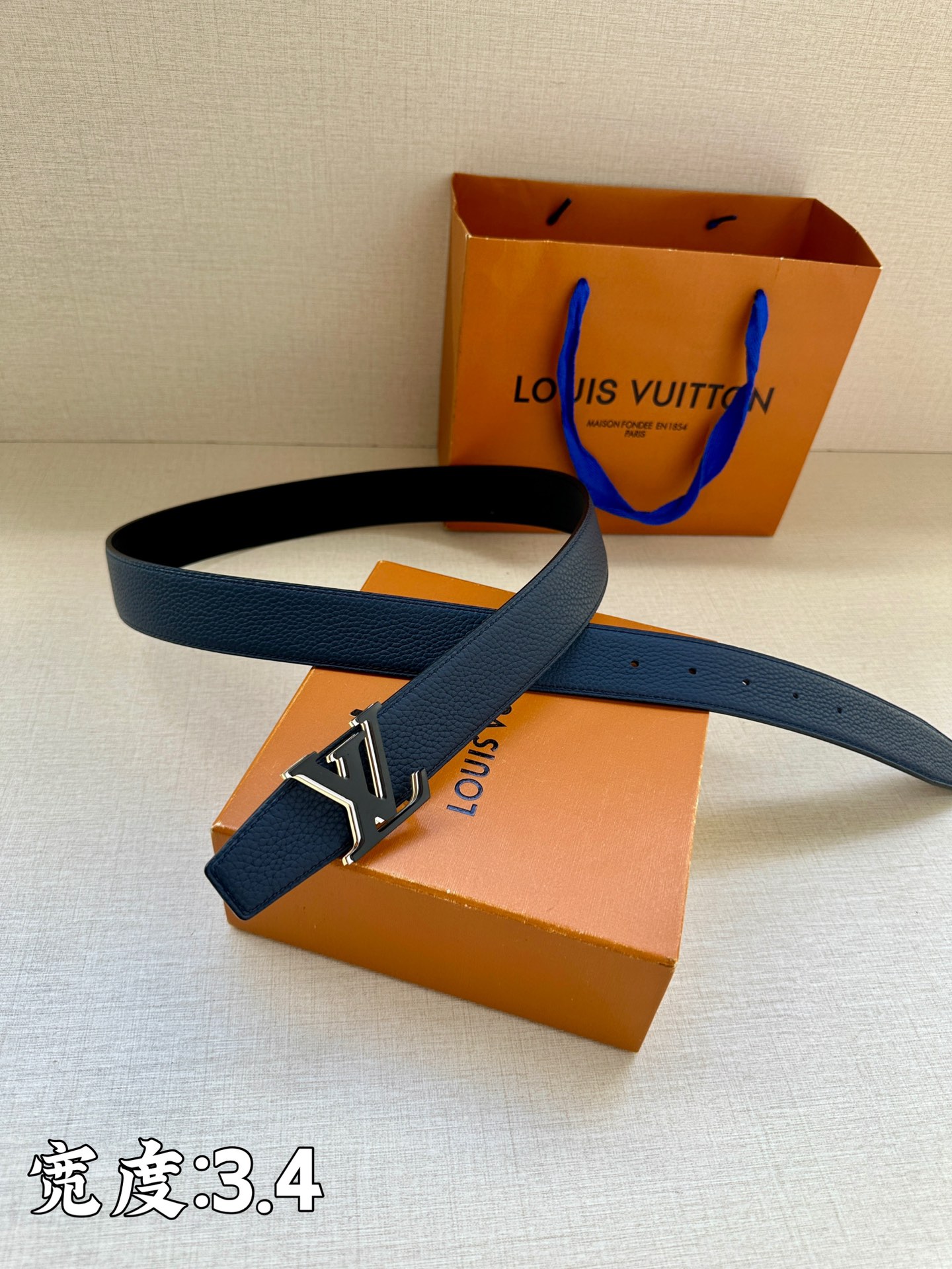 Louis Vuitton Male Basic Belt L