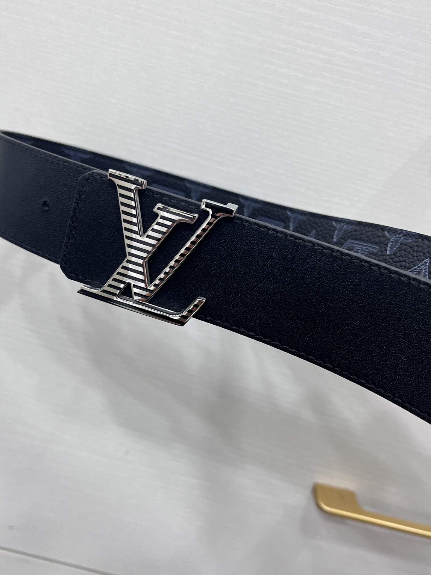 Louis Vuitton Male Basic Belt Cow Leather 40mm-l