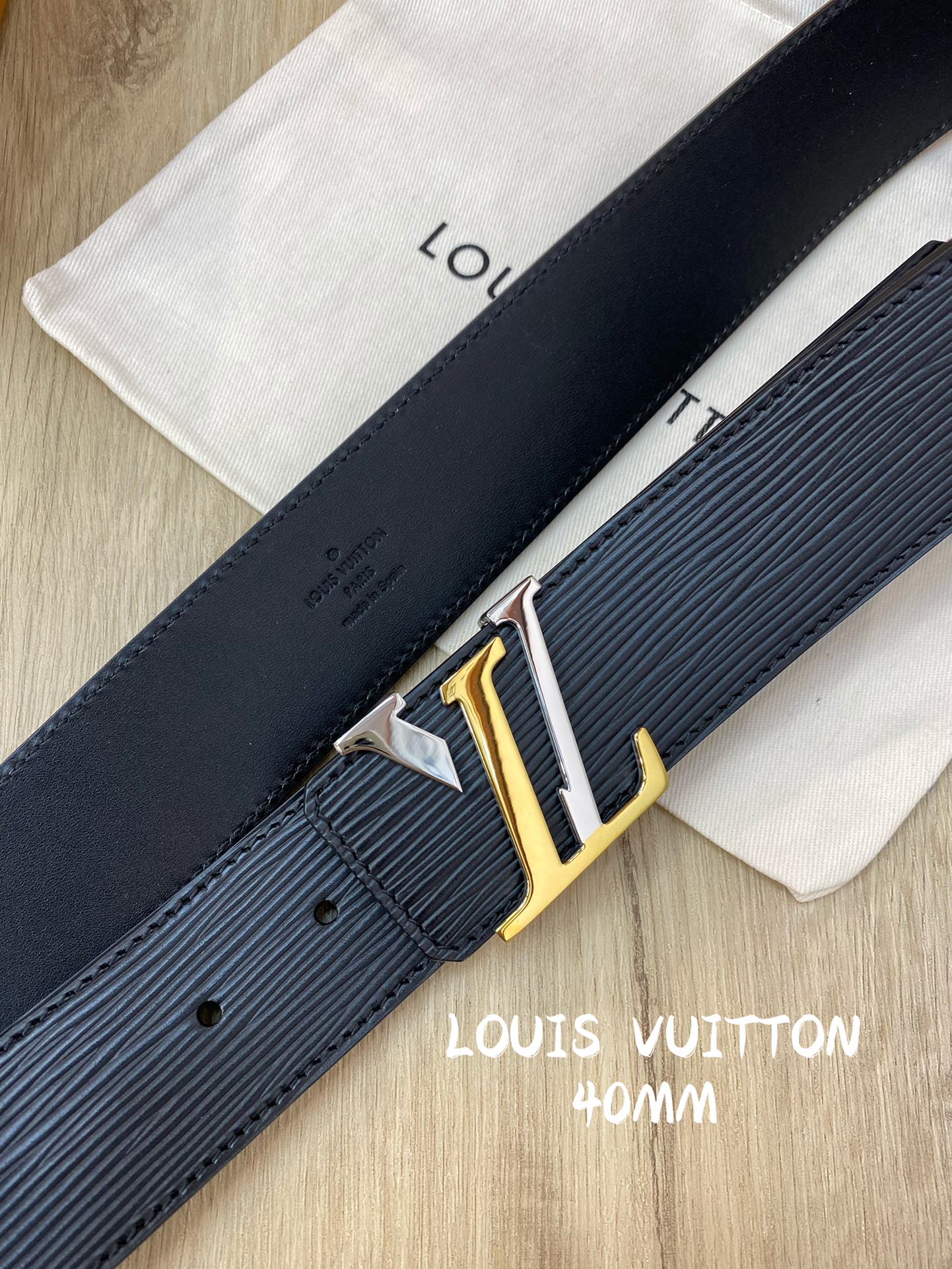 Louis Vuitton Male Leather Belt Top Grain Leather S-l