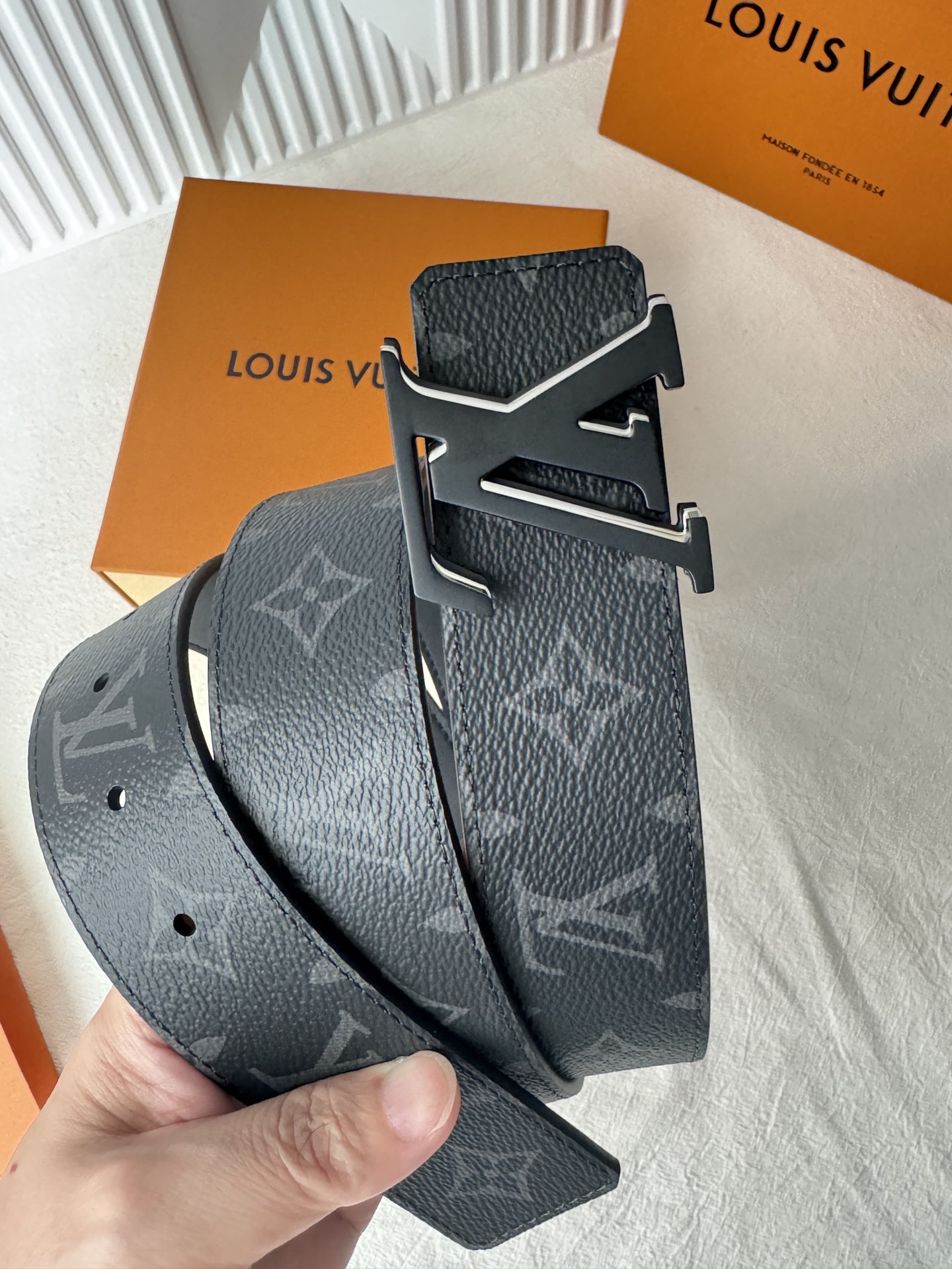Louis Vuitton Male Basic Belt 40mm-s-m-l