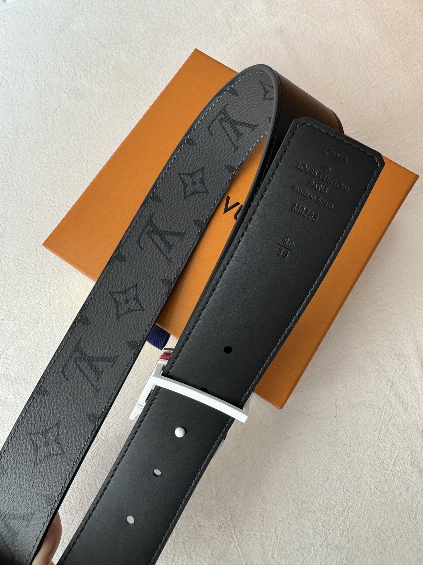 Louis Vuitton Male Basic Belt 40mm-s-m-l