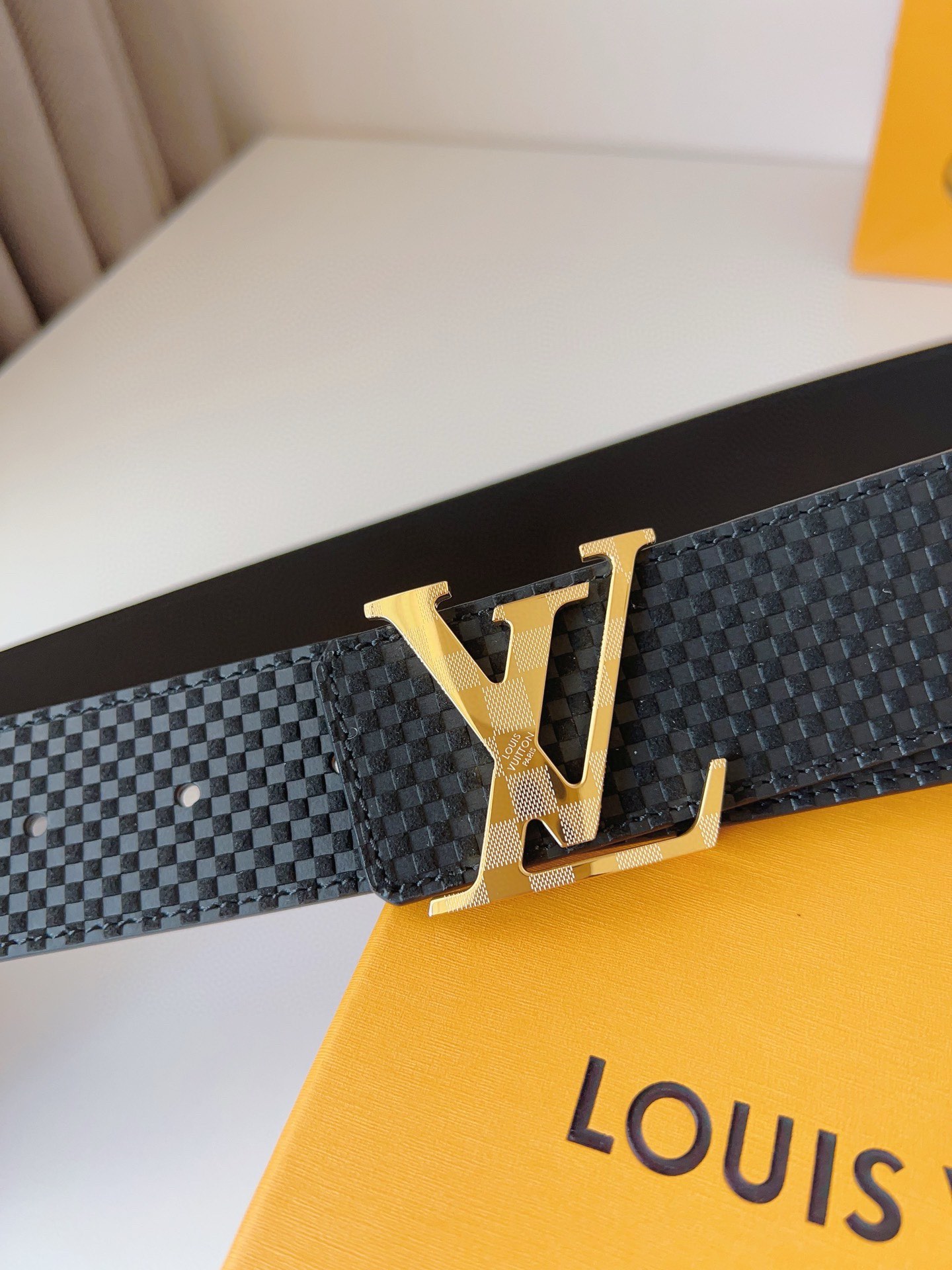 Louis Vuitton Male Basic Belt Cow Leather S-l