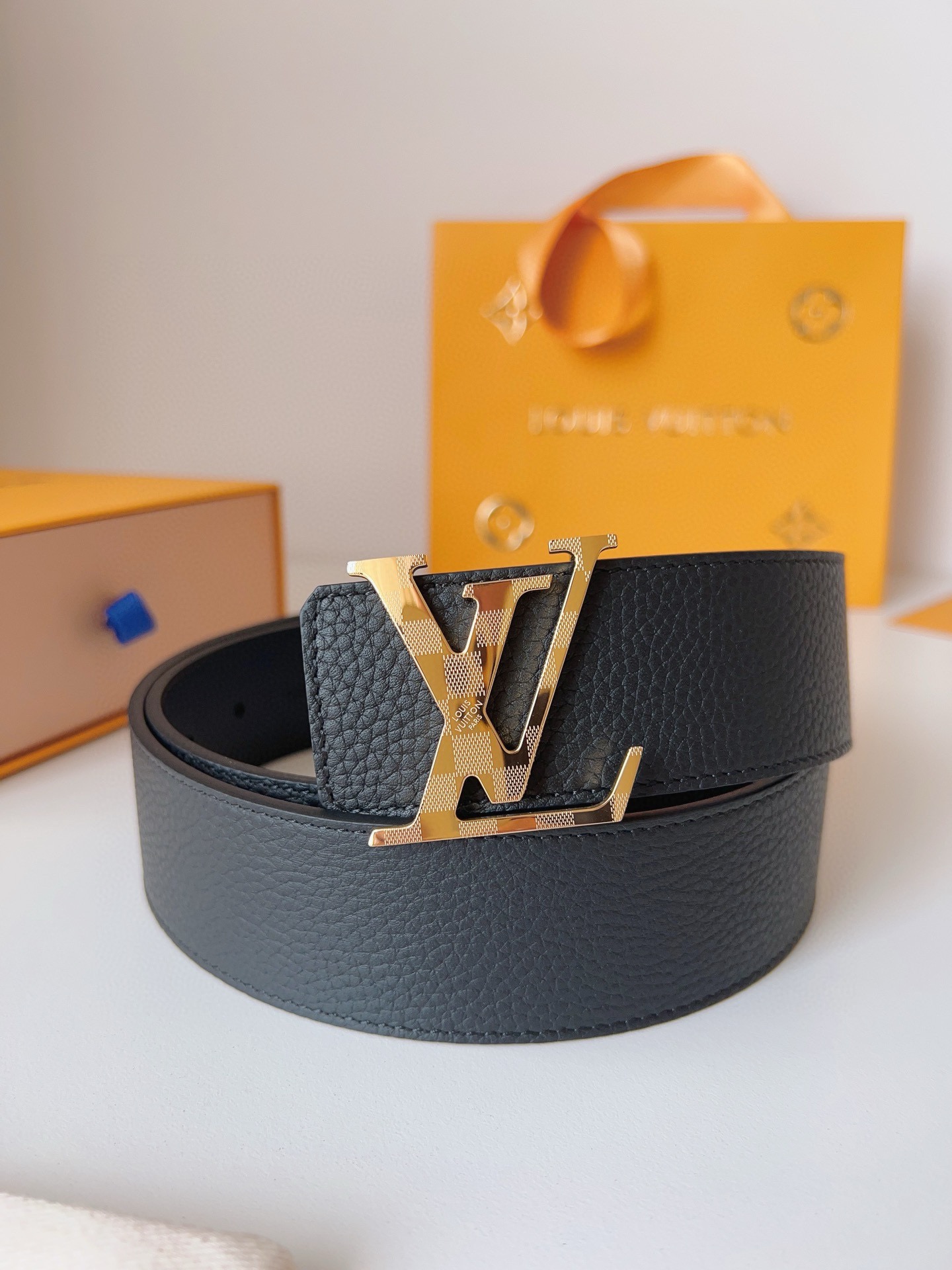 Louis Vuitton Male Basic Belt Cow Leather S-l